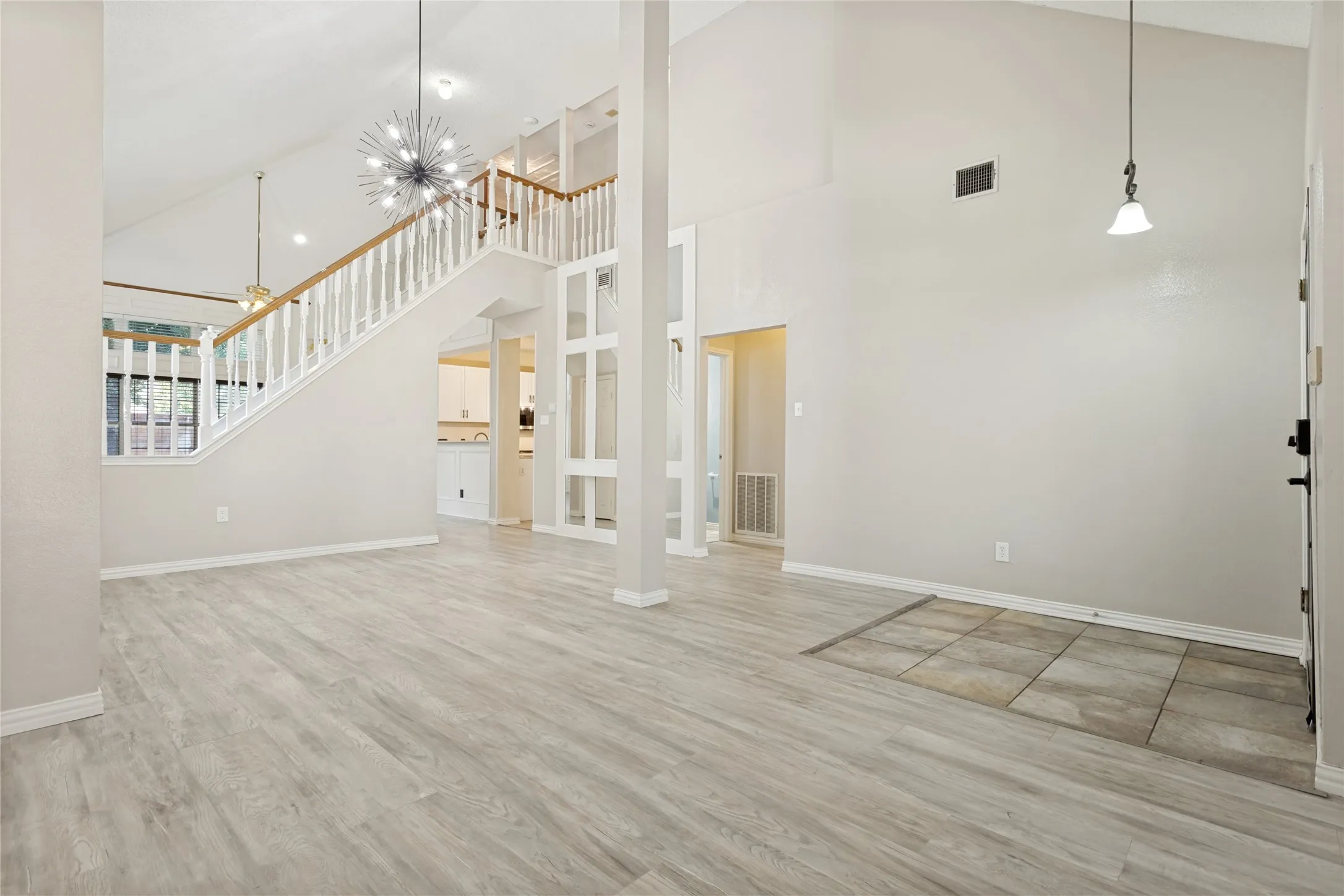 Single Family Residence For Sale in Dallas County , 2123 Daniel Way, Carrollton, Texas 75006, 4 Bedroom, 3 Bathroom, Garage spaces, 2,553 Sqft, built in 1986, mls#21350885, Real Estate Agent in Carrollton, Homes For Sale in Dallas county, Homes For Sale in Carrollton, Realtor in Carrollton Texas, Real Estate Brokerage Independent Realty Texas, Luminita Cordes Realtor