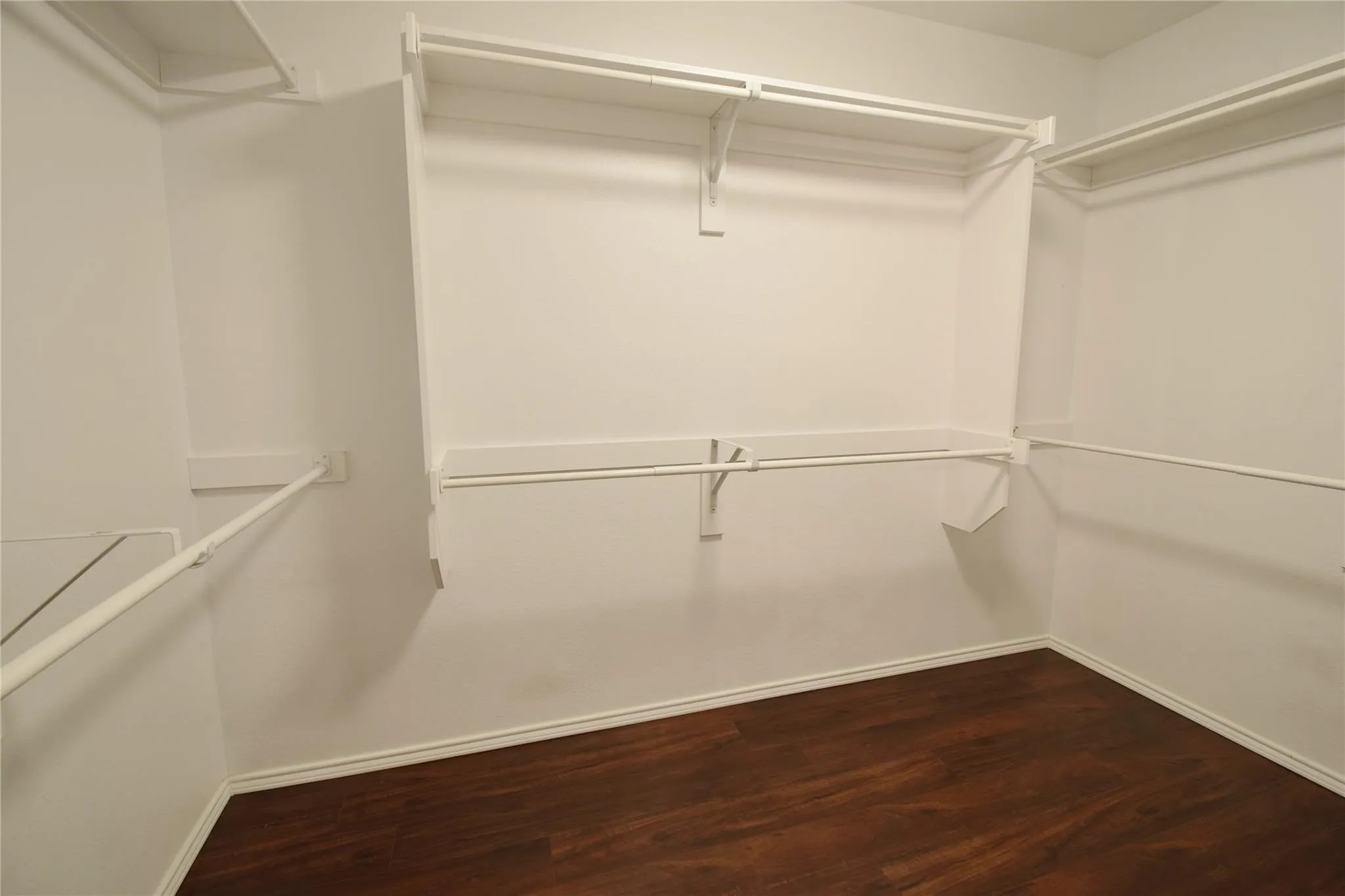 Single Family Residence For Rent in Tarrant County , 1006 Abigail Drive, Arlington, Texas 76002, 3 Bedroom, 2 Bathroom, 2 Garage spaces, 1,784 Sqft, built in 2007, mls#21352158, Real Estate Agent in Arlington, Homes For Rent in Tarrant county, Homes For Rent in Arlington, Realtor in Arlington Texas, Real Estate Brokerage Independent Realty Texas, Luminita Cordes Realtor
