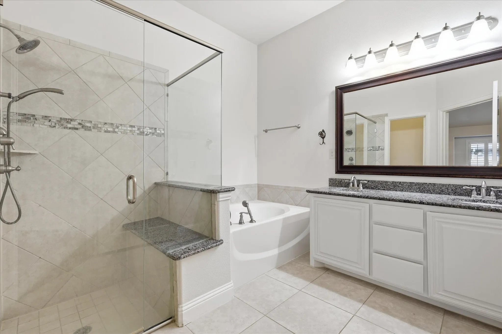 Single Family Residence For Sale in Denton County , 5800 New Ballinger Drive, Denton, Texas 76226, 4 Bedroom, 2 Bathroom, 2 Garage spaces, 2,250 Sqft, built in 2015, mls#21325363, Real Estate Agent in Denton, Homes For Sale in Denton county, Homes For Sale in Denton, Realtor in Denton Texas, Real Estate Brokerage Independent Realty Texas, Luminita Cordes Realtor