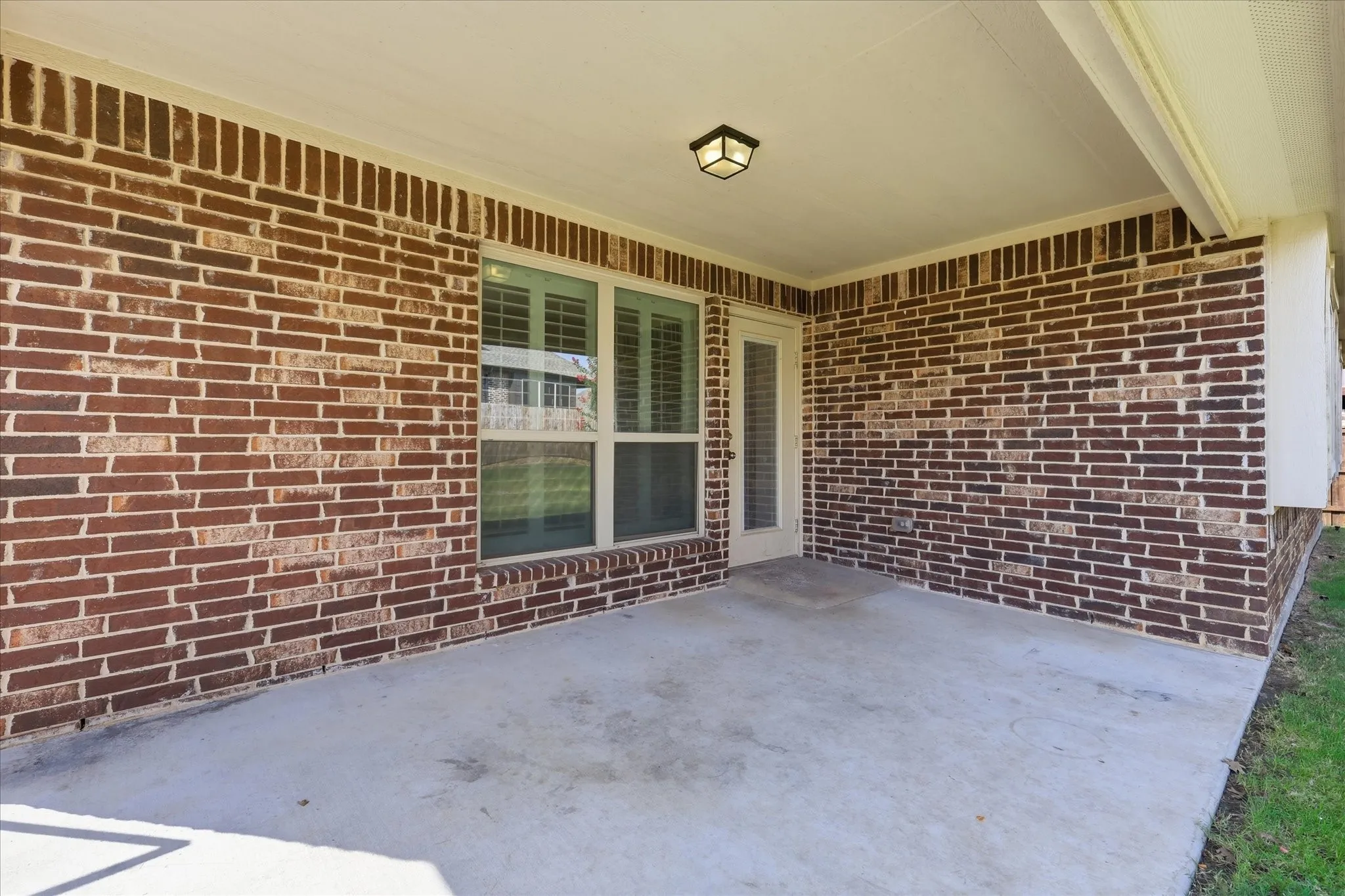 Single Family Residence For Sale in Denton County , 5800 New Ballinger Drive, Denton, Texas 76226, 4 Bedroom, 2 Bathroom, 2 Garage spaces, 2,250 Sqft, built in 2015, mls#21325363, Real Estate Agent in Denton, Homes For Sale in Denton county, Homes For Sale in Denton, Realtor in Denton Texas, Real Estate Brokerage Independent Realty Texas, Luminita Cordes Realtor