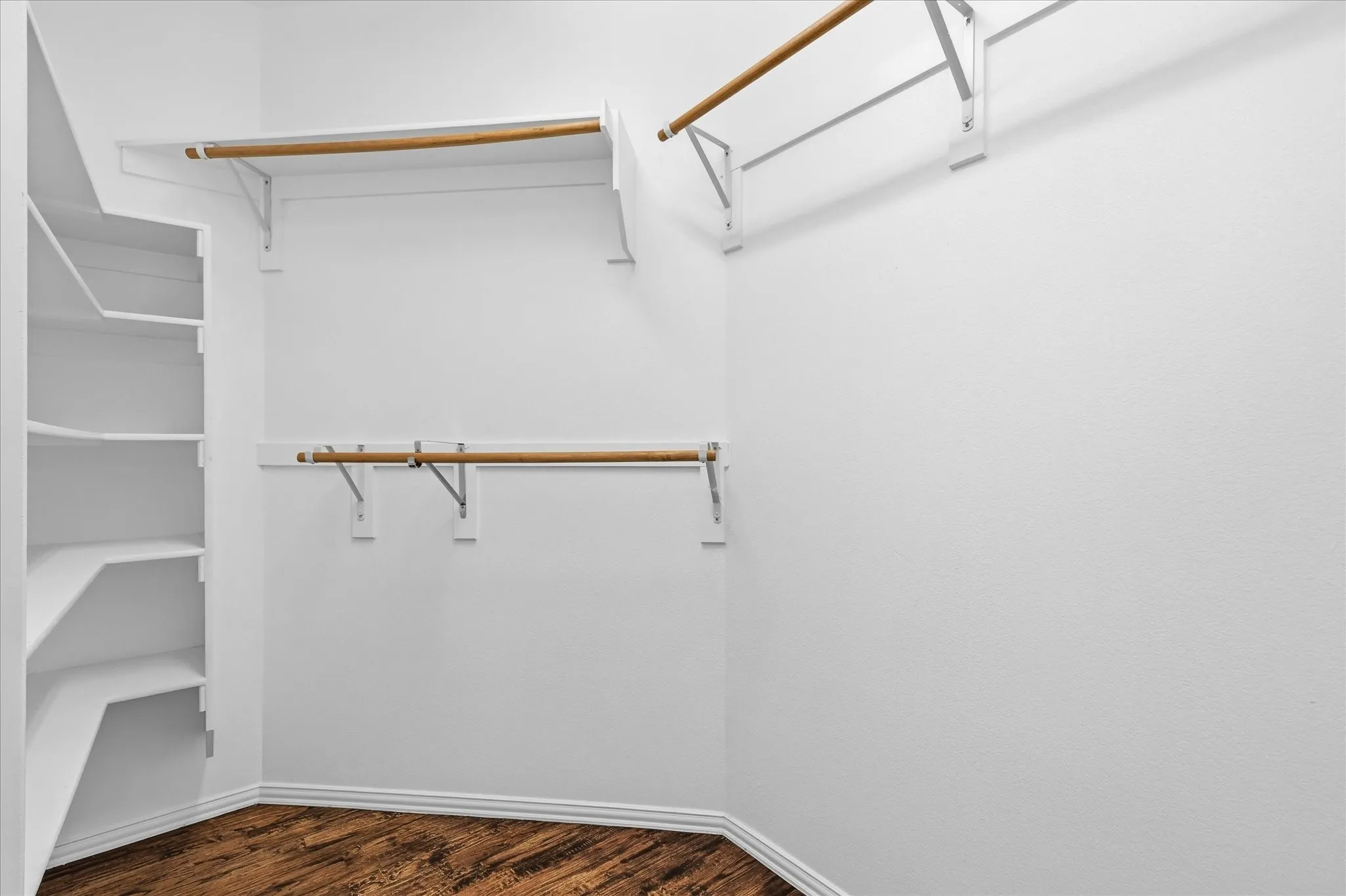 Primary closet #2 (6x9).
