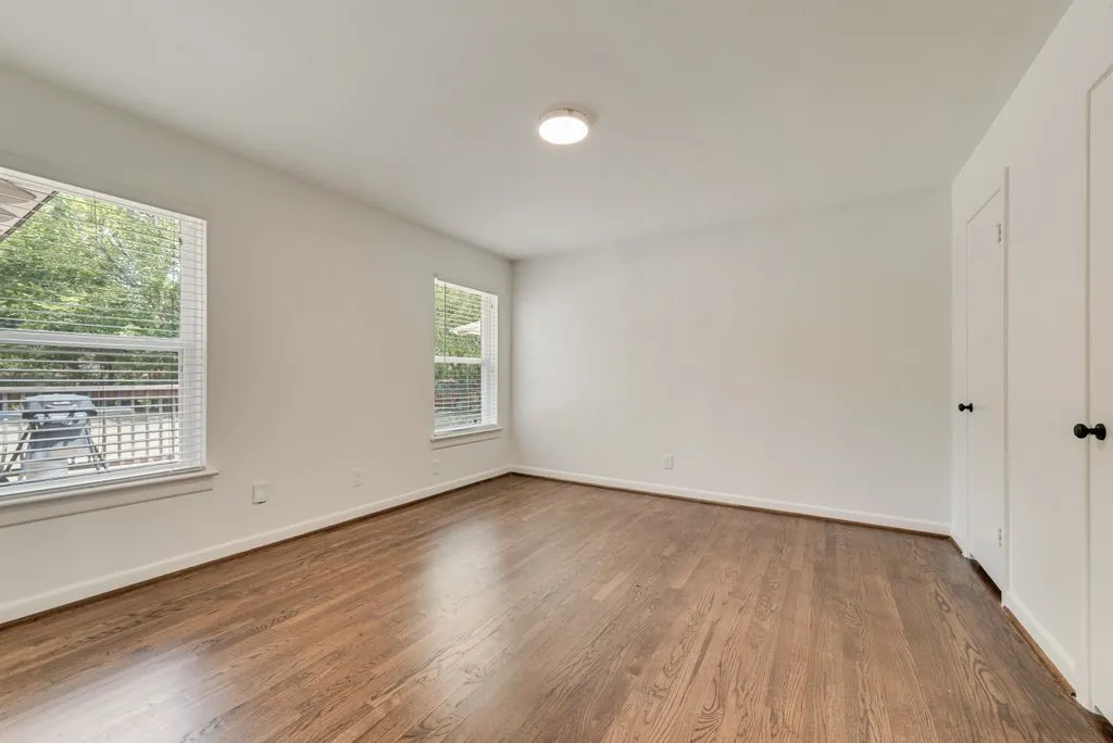 Single Family Residence For Rent in Dallas County , 9506 Mercer Drive, Dallas, Texas 75228, 2 Bedroom, 1 Bathroom, 1 Garage spaces, 1,224 Sqft, built in 1952, mls#21351961, Real Estate Agent in Dallas, Homes For Rent in Dallas county, Homes For Rent in Dallas, Realtor in Dallas Texas, Real Estate Brokerage Independent Realty Texas, Luminita Cordes Realtor