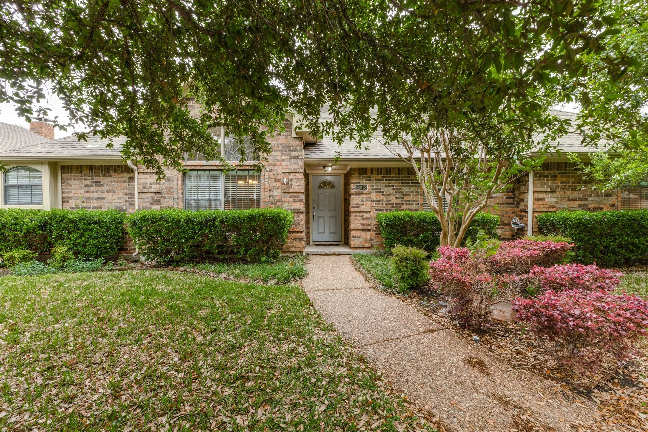Single Family Residence For Rent in Collin County , 18612 Park Grove Lane, Dallas, Texas 75287, 4 Bedroom, 3 Bathroom, 2 Garage spaces, 2,268 Sqft, built in 1986, mls#21323519, Real Estate Agent in Dallas, Homes For Rent in Collin county, Homes For Rent in Dallas, Realtor in Dallas Texas, Real Estate Brokerage Independent Realty Texas, Luminita Cordes Realtor