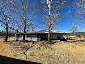 Mobile Home For Rent in Palo Pinto County , 88399 Interstate 20, Santo, Texas 76472, 3 Bedroom, 2 Bathroom, Garage spaces, 2,820 Sqft, built in 1960, mls#21352226, Real Estate Agent in Santo, Homes For Rent in Palo Pinto county, Homes For Rent in Santo, Realtor in Santo Texas, Real Estate Brokerage Independent Realty Texas, Luminita Cordes Realtor