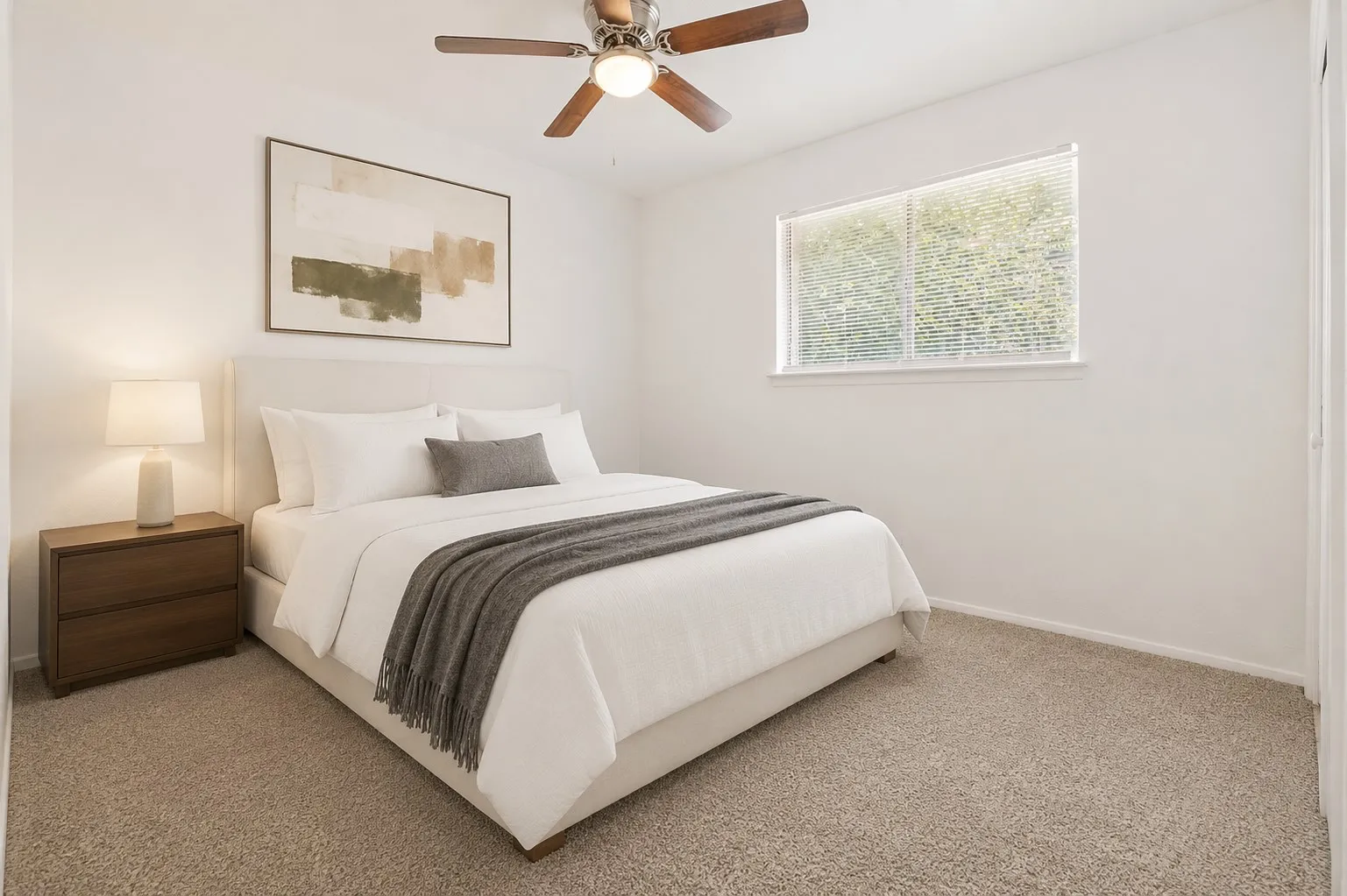 Single Family Residence For Sale in Tarrant County , 1514 Natches Drive, Arlington, Texas 76014, 3 Bedroom, 2 Bathroom, 2 Garage spaces, 1,341 Sqft, built in 1971, mls#21347390, Real Estate Agent in Arlington, Homes For Sale in Tarrant county, Homes For Sale in Arlington, Realtor in Arlington Texas, Real Estate Brokerage Independent Realty Texas, Luminita Cordes Realtor