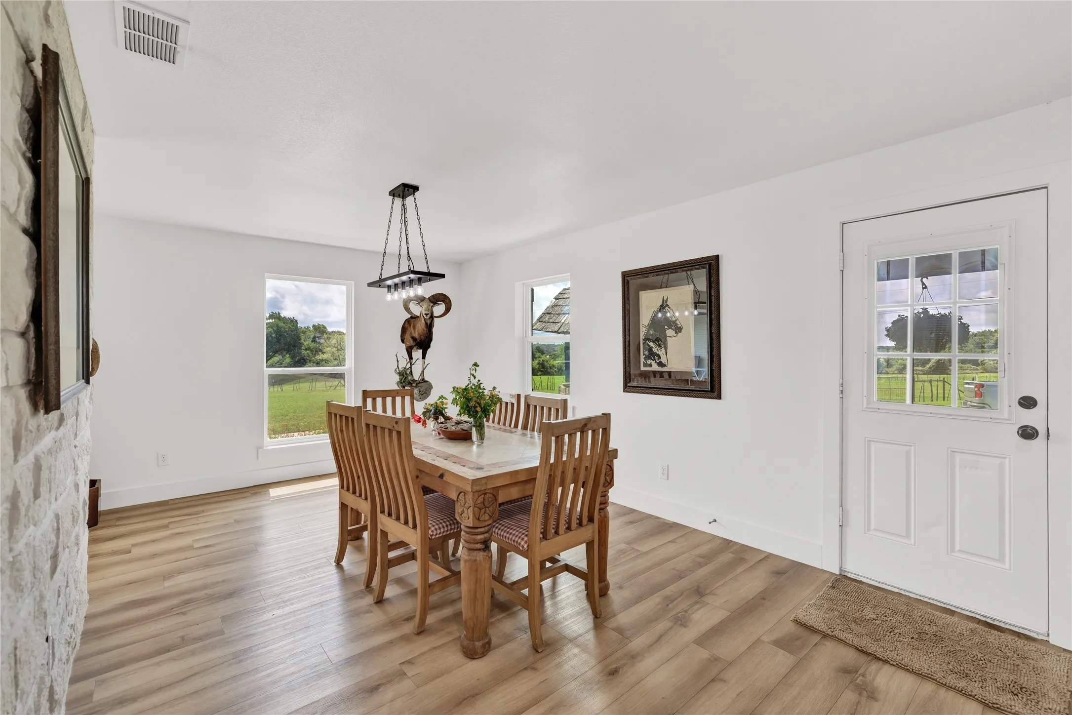 Farm For Sale in Johnson County , TBD Melissa Lane, Cleburne, Texas 76031, 3 Bedroom, 3 Bathroom, 2 Garage spaces, 2,342 Sqft, built in 1981, mls#21351213, Real Estate Agent in Cleburne, Homes For Sale in Johnson county, Homes For Sale in Cleburne, Realtor in Cleburne Texas, Real Estate Brokerage Independent Realty Texas, Luminita Cordes Realtor