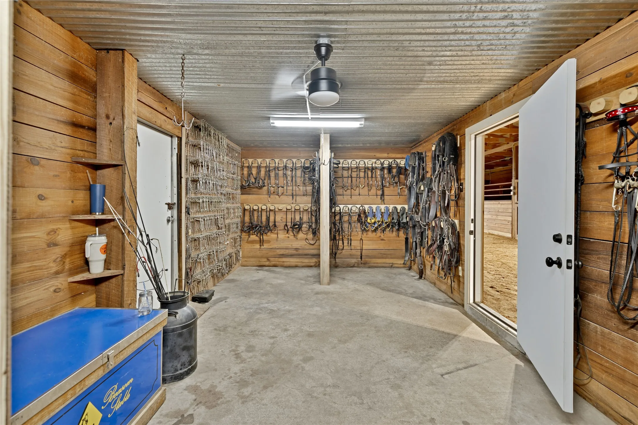 Farm For Sale in Johnson County , TBD Melissa Lane, Cleburne, Texas 76031, 3 Bedroom, 3 Bathroom, 2 Garage spaces, 2,342 Sqft, built in 1981, mls#21351213, Real Estate Agent in Cleburne, Homes For Sale in Johnson county, Homes For Sale in Cleburne, Realtor in Cleburne Texas, Real Estate Brokerage Independent Realty Texas, Luminita Cordes Realtor