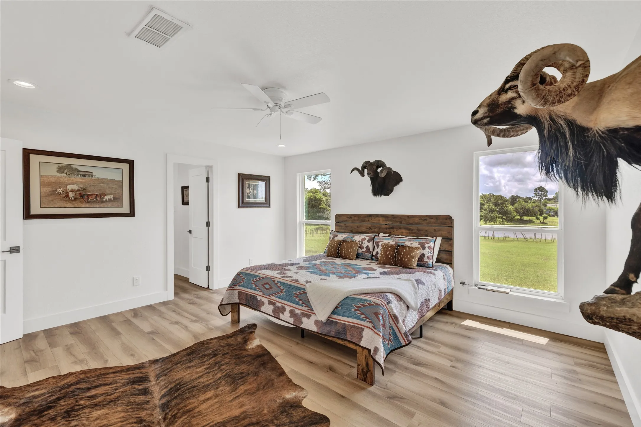 Farm For Sale in Johnson County , TBD Melissa Lane, Cleburne, Texas 76031, 3 Bedroom, 3 Bathroom, 2 Garage spaces, 2,342 Sqft, built in 1981, mls#21351213, Real Estate Agent in Cleburne, Homes For Sale in Johnson county, Homes For Sale in Cleburne, Realtor in Cleburne Texas, Real Estate Brokerage Independent Realty Texas, Luminita Cordes Realtor