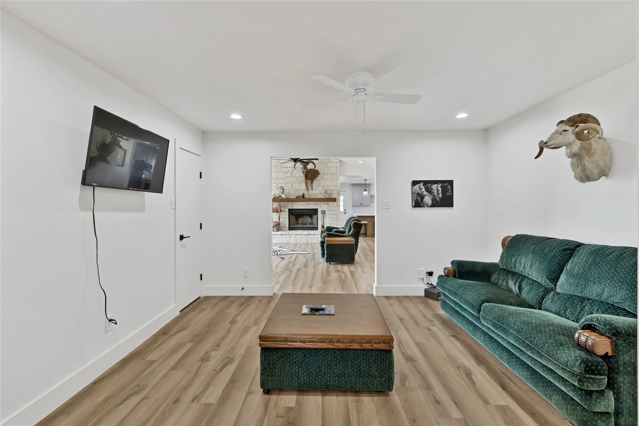 Farm For Sale in Johnson County , TBD Melissa Lane, Cleburne, Texas 76031, 3 Bedroom, 3 Bathroom, 2 Garage spaces, 2,342 Sqft, built in 1981, mls#21351213, Real Estate Agent in Cleburne, Homes For Sale in Johnson county, Homes For Sale in Cleburne, Realtor in Cleburne Texas, Real Estate Brokerage Independent Realty Texas, Luminita Cordes Realtor