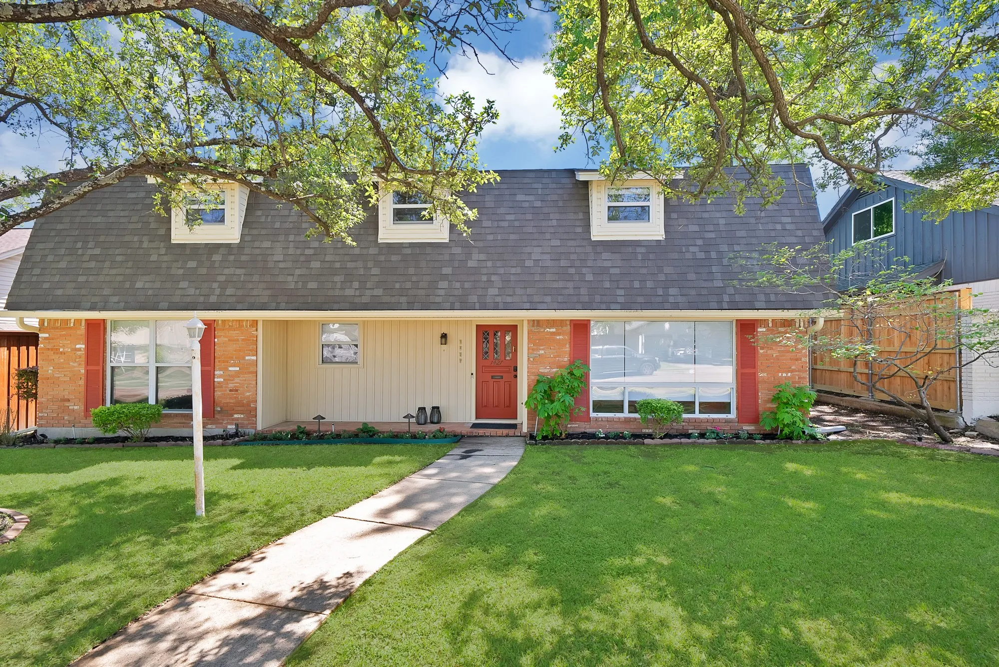 Single Family Residence For Rent in Dallas County , 1427 Stagecoach Drive, Richardson, Texas 75080, 4 Bedroom, 3 Bathroom, 2 Garage spaces, 2,332 Sqft, built in 1964, mls#21352231, Real Estate Agent in Richardson, Homes For Rent in Dallas county, Homes For Rent in Richardson, Realtor in Richardson Texas, Real Estate Brokerage Independent Realty Texas, Luminita Cordes Realtor