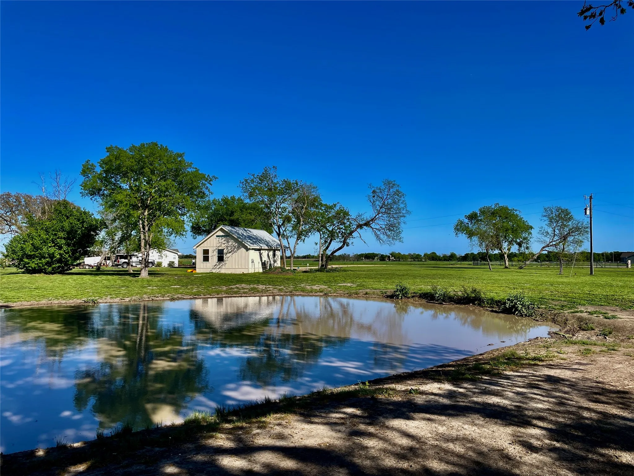 Single Family Residence For Sale in Mc Lennan County , 325 Grassy Way, Elm Mott, Texas 76640, 4 Bedroom, 3 Bathroom, Garage spaces, 1,798 Sqft, built in 1983, mls#21351932, Real Estate Agent in Elm Mott, Homes For Sale in Mc Lennan county, Homes For Sale in Elm Mott, Realtor in Elm Mott Texas, Real Estate Brokerage Independent Realty Texas, Luminita Cordes Realtor