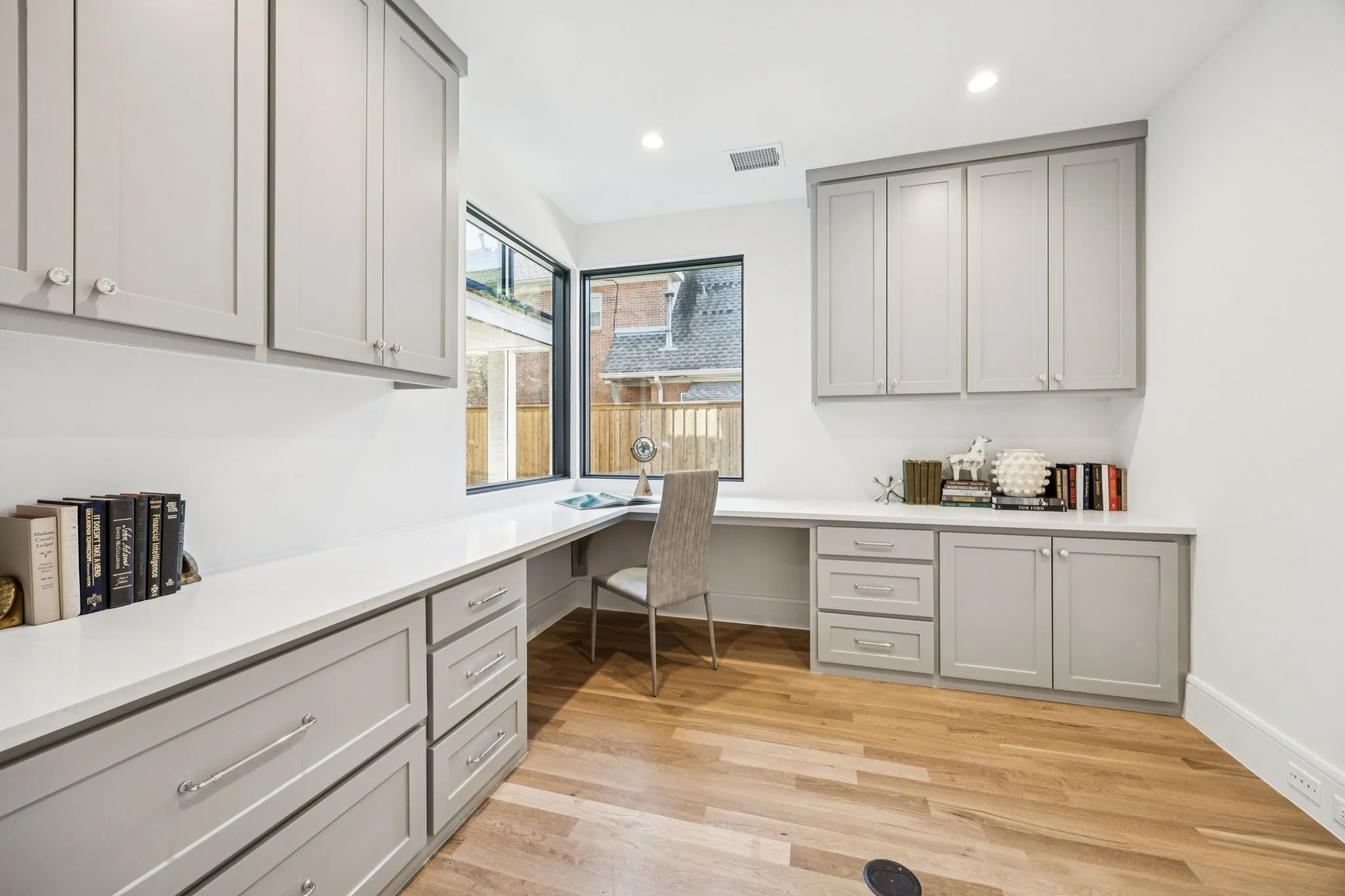 Single Family Residence For Sale in Dallas County , 3744 Stanford Avenue, University Park, Texas 75225, 6 Bedroom, 7 Bathroom, 2 Garage spaces, 5,353 Sqft, built in 2026, mls#21352236, Real Estate Agent in University Park, Homes For Sale in Dallas county, Homes For Sale in University Park, Realtor in University Park Texas, Real Estate Brokerage Independent Realty Texas, Luminita Cordes Realtor