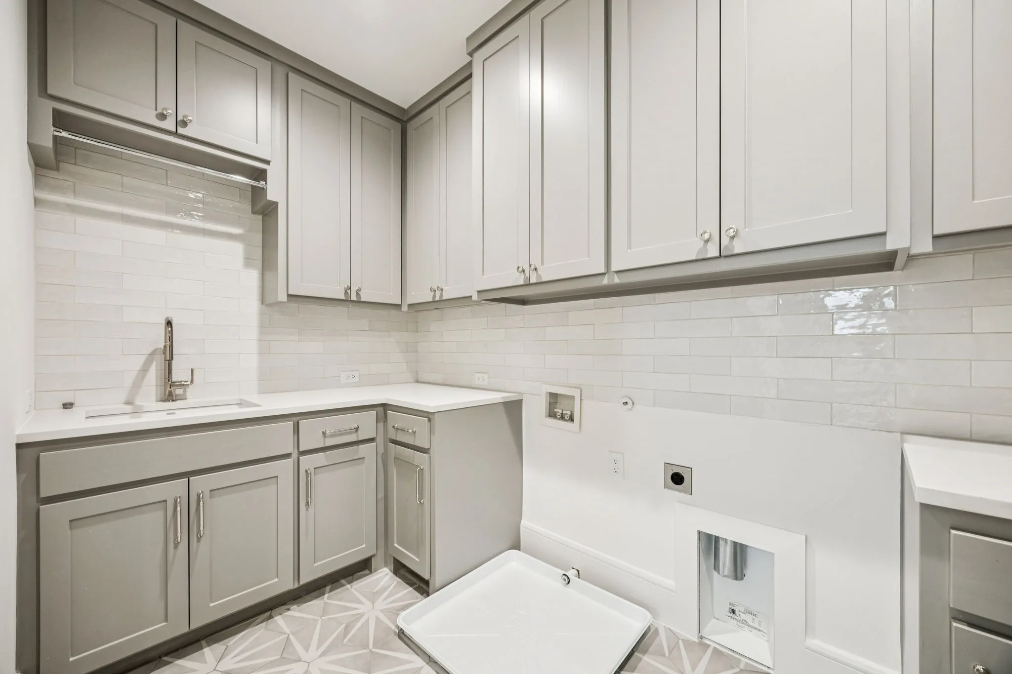 Single Family Residence For Sale in Dallas County , 3744 Stanford Avenue, University Park, Texas 75225, 6 Bedroom, 7 Bathroom, 2 Garage spaces, 5,353 Sqft, built in 2026, mls#21352236, Real Estate Agent in University Park, Homes For Sale in Dallas county, Homes For Sale in University Park, Realtor in University Park Texas, Real Estate Brokerage Independent Realty Texas, Luminita Cordes Realtor