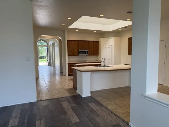 Single Family Residence For Rent in Collin County , 509 S Avalanche Drive, Murphy, Texas 75094, 5 Bedroom, 3 Bathroom, 2 Garage spaces, 2,742 Sqft, built in 2005, mls#21352238, Real Estate Agent in Murphy, Homes For Rent in Collin county, Homes For Rent in Murphy, Realtor in Murphy Texas, Real Estate Brokerage Independent Realty Texas, Luminita Cordes Realtor