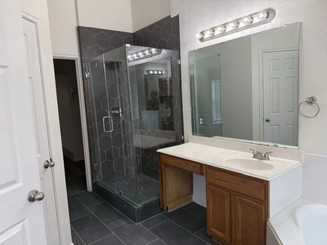 Single Family Residence For Rent in Collin County , 509 S Avalanche Drive, Murphy, Texas 75094, 5 Bedroom, 3 Bathroom, 2 Garage spaces, 2,742 Sqft, built in 2005, mls#21352238, Real Estate Agent in Murphy, Homes For Rent in Collin county, Homes For Rent in Murphy, Realtor in Murphy Texas, Real Estate Brokerage Independent Realty Texas, Luminita Cordes Realtor