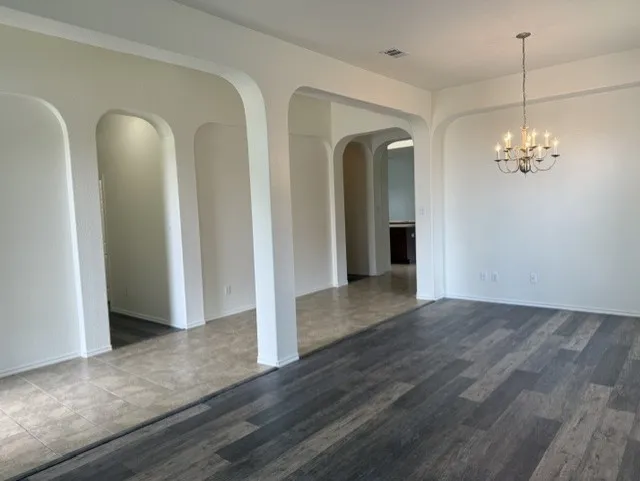 Single Family Residence For Rent in Collin County , 509 S Avalanche Drive, Murphy, Texas 75094, 5 Bedroom, 3 Bathroom, 2 Garage spaces, 2,742 Sqft, built in 2005, mls#21352238, Real Estate Agent in Murphy, Homes For Rent in Collin county, Homes For Rent in Murphy, Realtor in Murphy Texas, Real Estate Brokerage Independent Realty Texas, Luminita Cordes Realtor