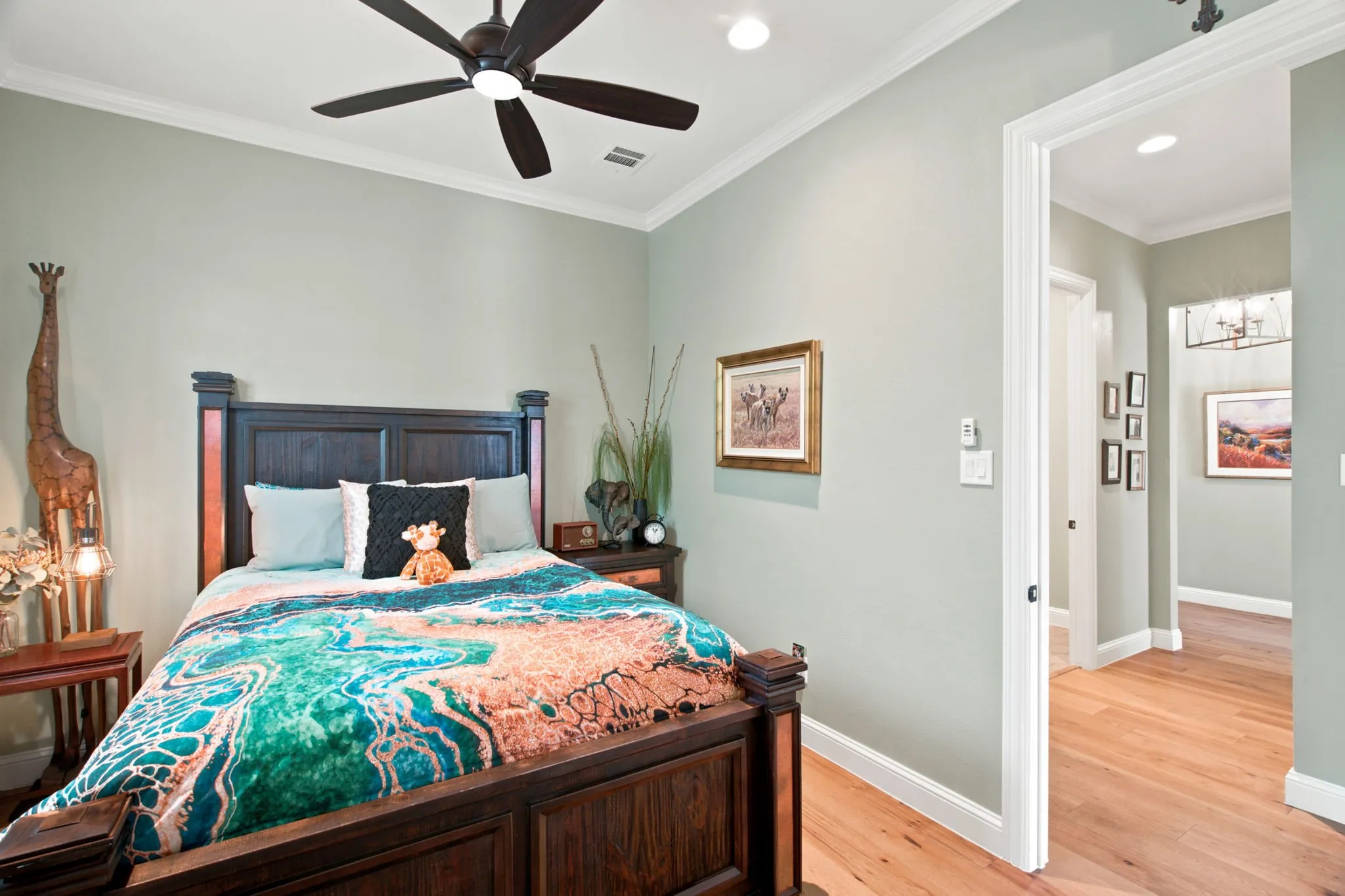 Single Family Residence For Sale in Tarrant County , 3501 Barber Creek Court, Fort Worth, Texas 76244, 3 Bedroom, 3 Bathroom, 2 Garage spaces, 2,641 Sqft, built in 2022, mls#21340789, Real Estate Agent in Fort Worth, Homes For Sale in Tarrant county, Homes For Sale in Fort Worth, Realtor in Fort Worth Texas, Real Estate Brokerage Independent Realty Texas, Luminita Cordes Realtor
