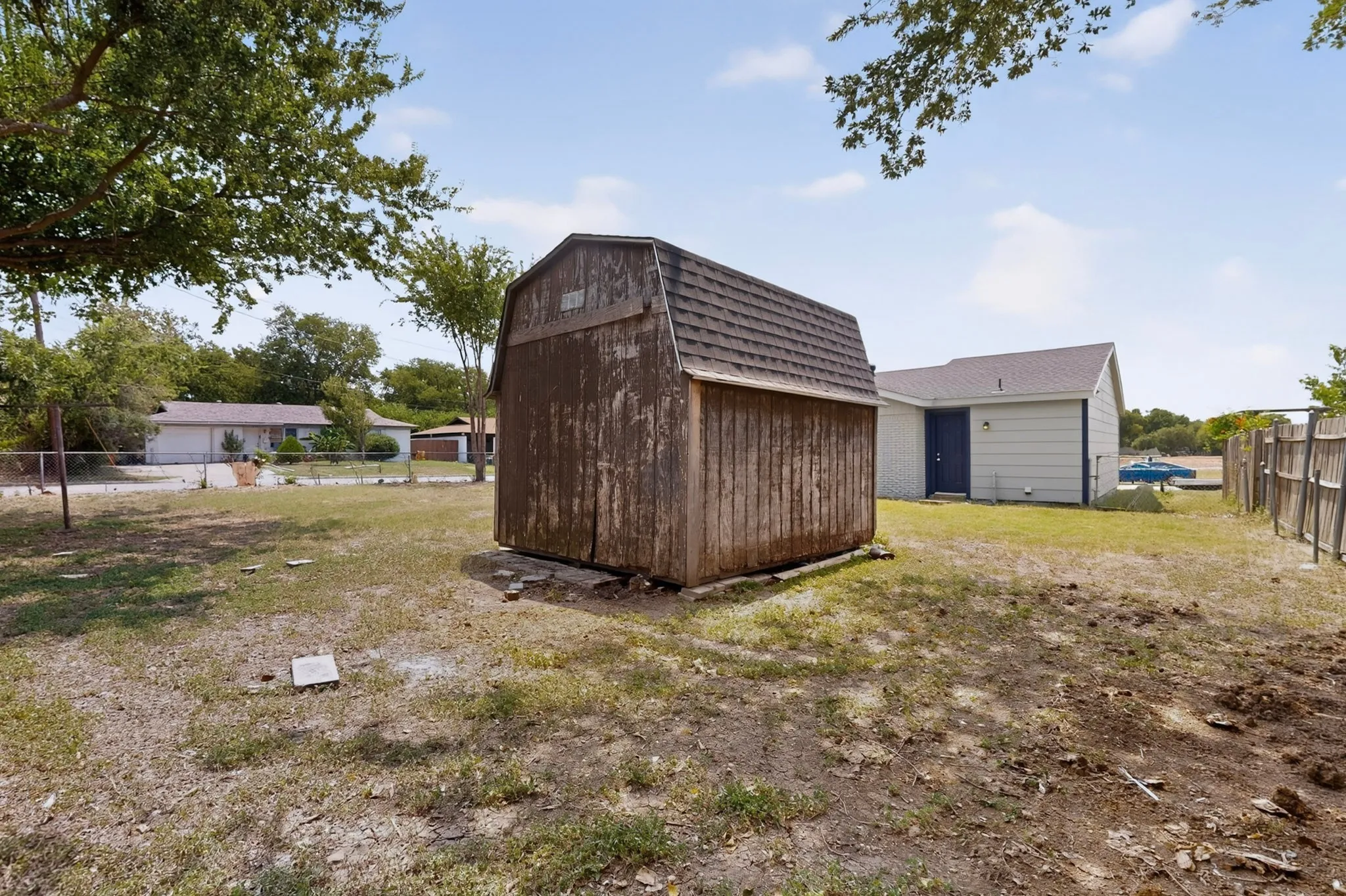Single Family Residence For Rent in Tarrant County , 4525 Hunter Street, Haltom City, Texas 76117, 3 Bedroom, 2 Bathroom, 1 Garage spaces, 1,061 Sqft, built in 1960, mls#21352247, Real Estate Agent in Haltom City, Homes For Rent in Tarrant county, Homes For Rent in Haltom City, Realtor in Haltom City Texas, Real Estate Brokerage Independent Realty Texas, Luminita Cordes Realtor