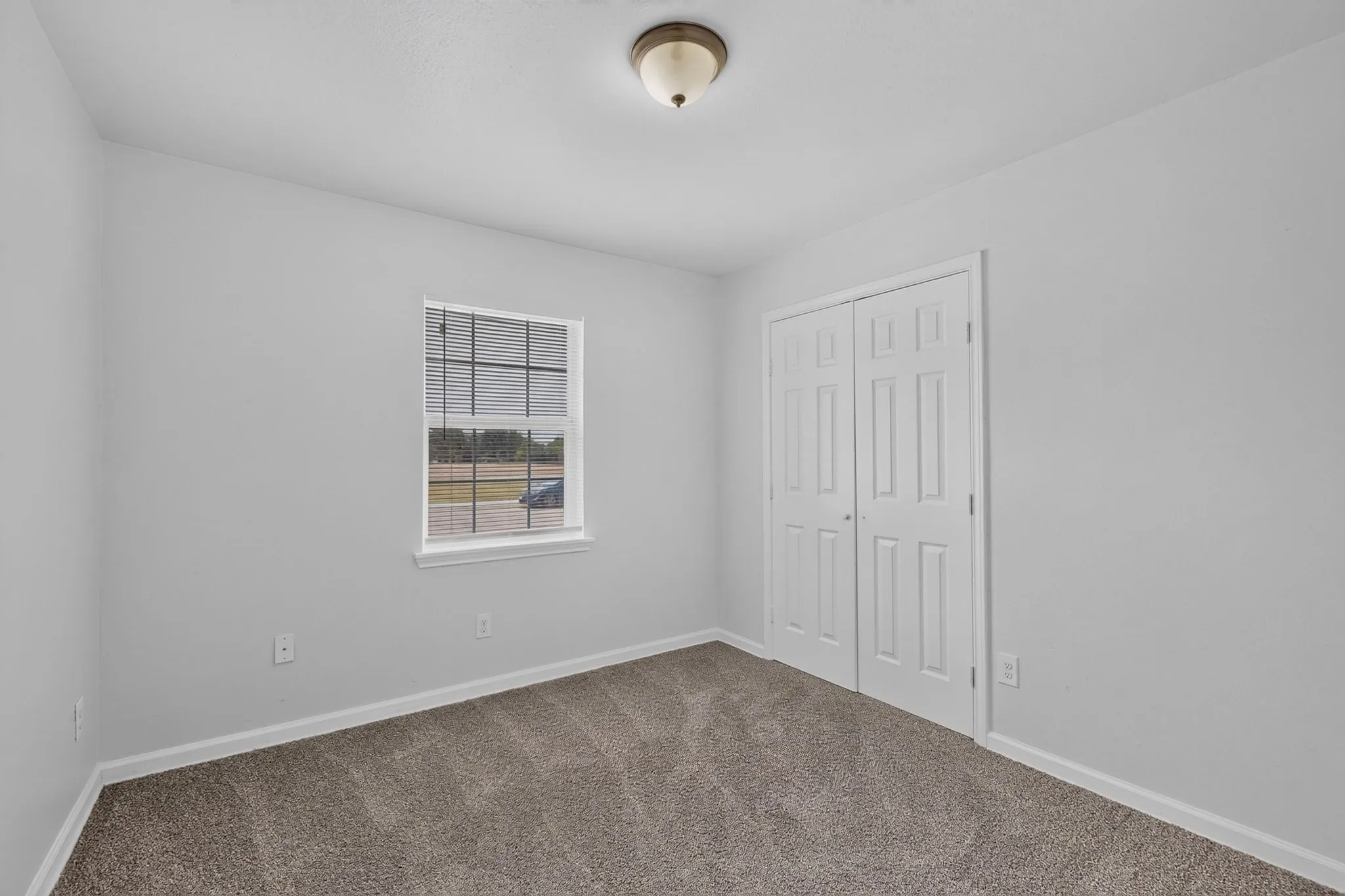 Single Family Residence For Rent in Tarrant County , 4525 Hunter Street, Haltom City, Texas 76117, 3 Bedroom, 2 Bathroom, 1 Garage spaces, 1,061 Sqft, built in 1960, mls#21352247, Real Estate Agent in Haltom City, Homes For Rent in Tarrant county, Homes For Rent in Haltom City, Realtor in Haltom City Texas, Real Estate Brokerage Independent Realty Texas, Luminita Cordes Realtor