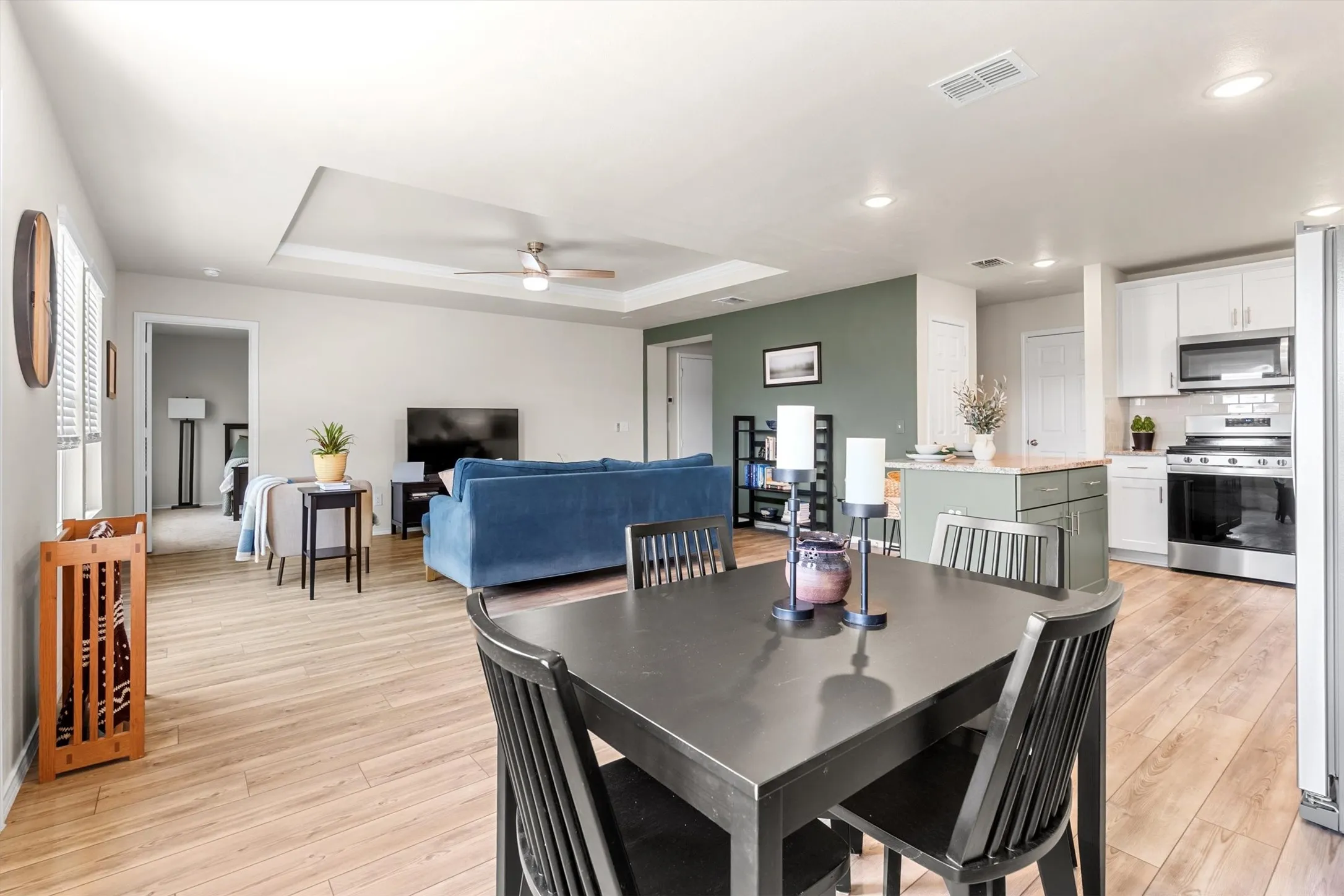 Single Family Residence For Sale in Denton County , 913 Dressage Drive, Haslet, Texas 76052, 3 Bedroom, 2 Bathroom, 2 Garage spaces, 1,427 Sqft, built in 2022, mls#21351235, Real Estate Agent in Haslet, Homes For Sale in Denton county, Homes For Sale in Haslet, Realtor in Haslet Texas, Real Estate Brokerage Independent Realty Texas, Luminita Cordes Realtor