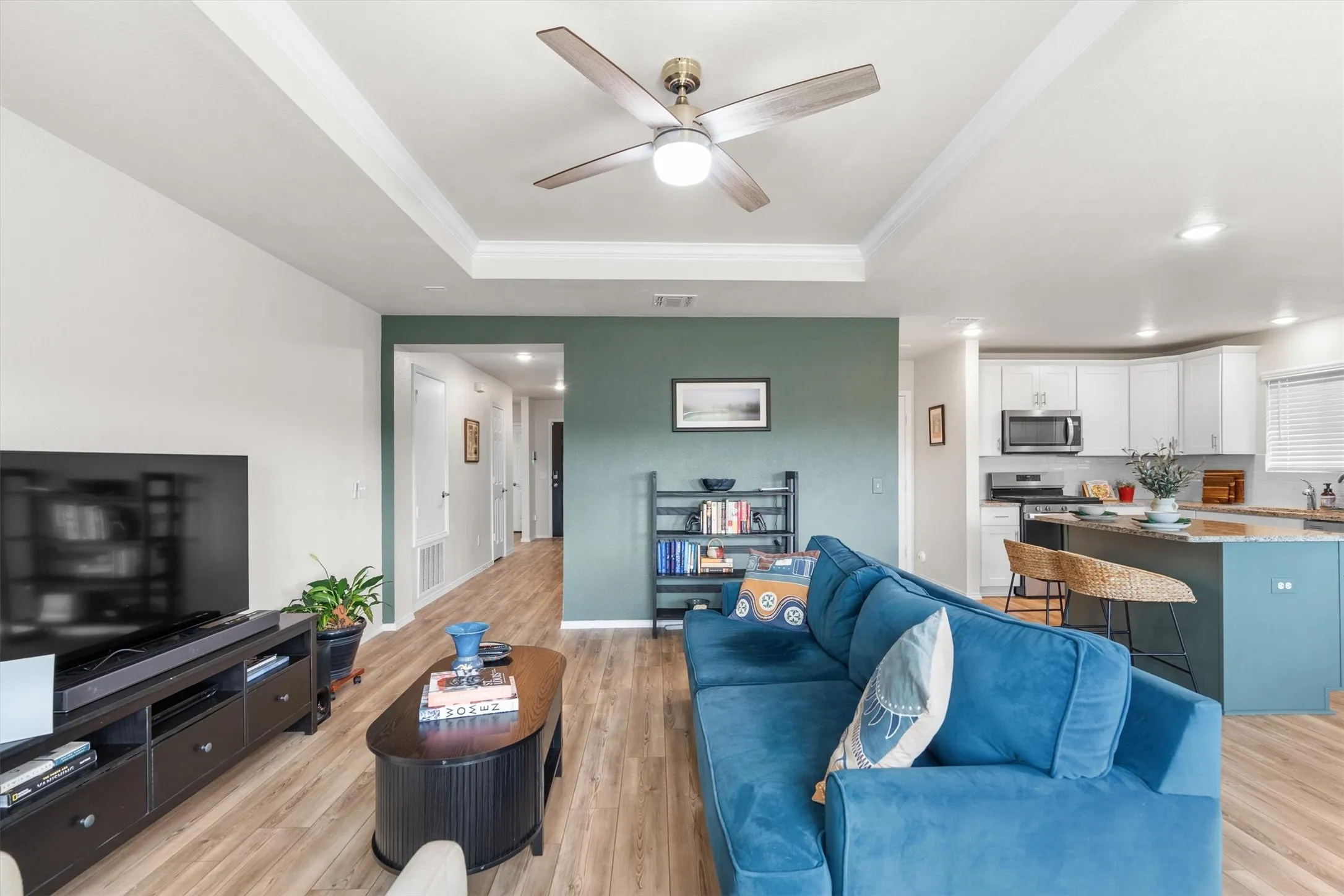 Single Family Residence For Sale in Denton County , 913 Dressage Drive, Haslet, Texas 76052, 3 Bedroom, 2 Bathroom, 2 Garage spaces, 1,427 Sqft, built in 2022, mls#21351235, Real Estate Agent in Haslet, Homes For Sale in Denton county, Homes For Sale in Haslet, Realtor in Haslet Texas, Real Estate Brokerage Independent Realty Texas, Luminita Cordes Realtor