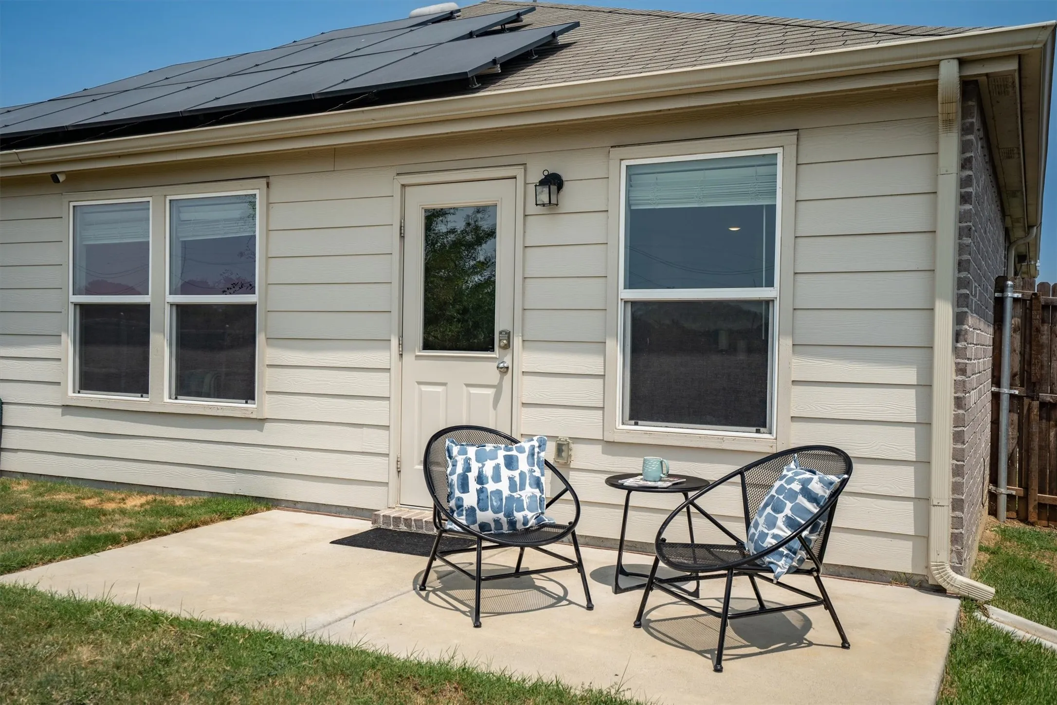 Single Family Residence For Sale in Denton County , 913 Dressage Drive, Haslet, Texas 76052, 3 Bedroom, 2 Bathroom, 2 Garage spaces, 1,427 Sqft, built in 2022, mls#21351235, Real Estate Agent in Haslet, Homes For Sale in Denton county, Homes For Sale in Haslet, Realtor in Haslet Texas, Real Estate Brokerage Independent Realty Texas, Luminita Cordes Realtor