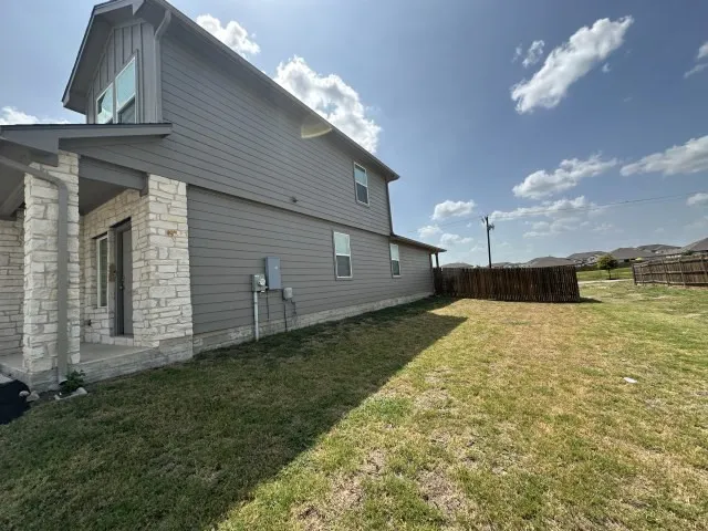 Single Family Residence For Sale in Travis County , 15024 Breccia Road, Manor, Texas 78653, 4 Bedrooms, 3 Bathrooms, 2 Garage spaces, 2,188 Sqft, built in 2021, Price $309,900, mls#21352242, Real Estate Agent in Manor, Homes For Sale in Travis county, Homes For Sale in Manor, Realtor in Manor Texas, Real Estate Brokerage Independent Realty Texas, Luminita Cordes Realtor