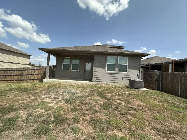 Single Family Residence For Sale in Travis County , 15024 Breccia Road, Manor, Texas 78653, 4 Bedrooms, 3 Bathrooms, 2 Garage spaces, 2,188 Sqft, built in 2021, Price $309,900, mls#21352242, Real Estate Agent in Manor, Homes For Sale in Travis county, Homes For Sale in Manor, Realtor in Manor Texas, Real Estate Brokerage Independent Realty Texas, Luminita Cordes Realtor
