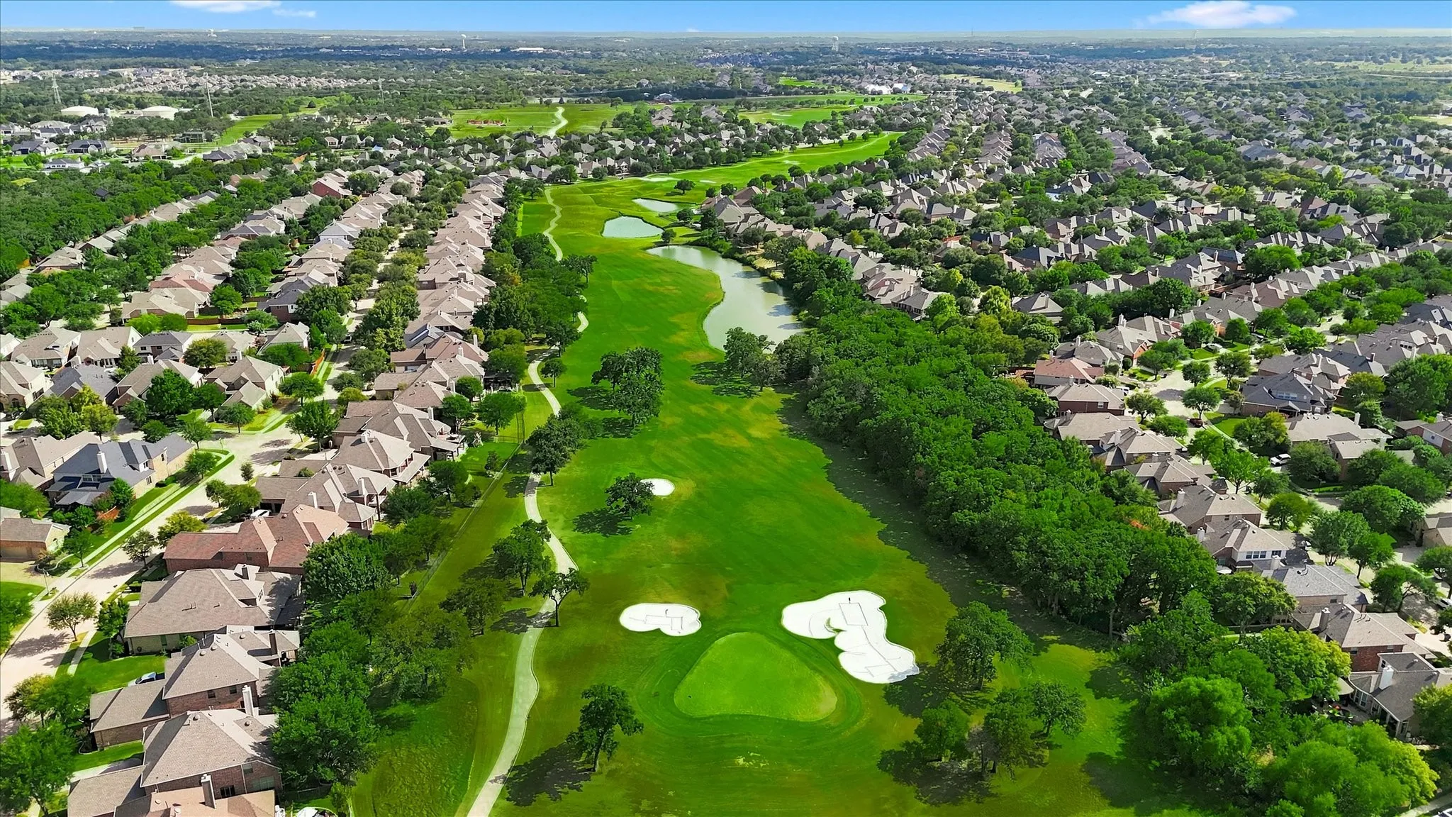 Single Family Residence For Sale in Denton County , 1581 Meadows Avenue, Lantana, Texas 76226, 4 Bedroom, 4 Bathroom, 3 Garage spaces, 2,674 Sqft, built in 2004, mls#21352235, Real Estate Agent in Lantana, Homes For Sale in Denton county, Homes For Sale in Lantana, Realtor in Lantana Texas, Real Estate Brokerage Independent Realty Texas, Luminita Cordes Realtor