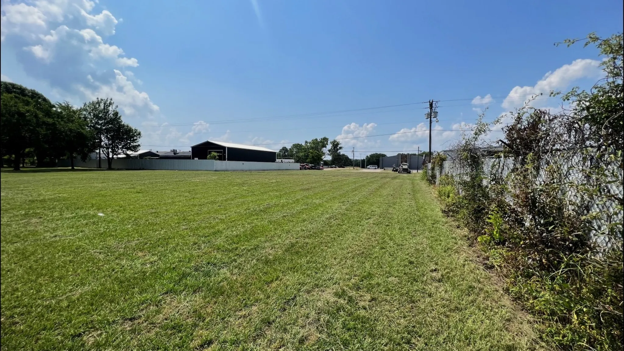 Retail For Sale in Henderson County , 2618 W Main Street, Gun Barrel City, Texas 75156, 0, 0, Garage spaces, 0 Sqft, built in 1980, Price $775,000, mls#21352249, Real Estate Agent in Gun Barrel City, Homes For Sale in Henderson county, Homes For Sale in Gun Barrel City, Realtor in Gun Barrel City Texas, Real Estate Brokerage Independent Realty Texas, Luminita Cordes Realtor