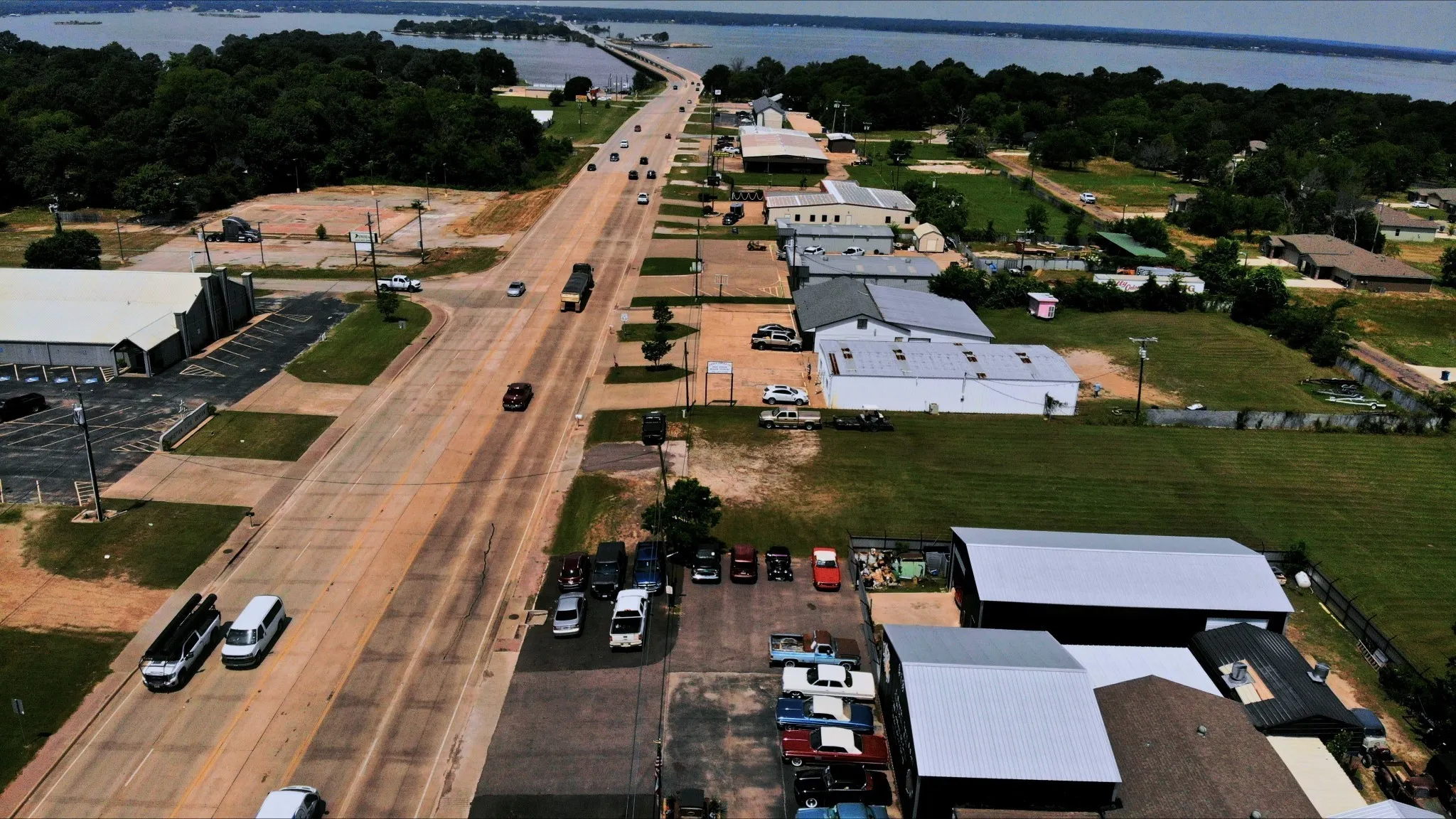 Retail For Sale in Henderson County , 2618 W Main Street, Gun Barrel City, Texas 75156, 0, 0, Garage spaces, 0 Sqft, built in 1980, Price $775,000, mls#21352249, Real Estate Agent in Gun Barrel City, Homes For Sale in Henderson county, Homes For Sale in Gun Barrel City, Realtor in Gun Barrel City Texas, Real Estate Brokerage Independent Realty Texas, Luminita Cordes Realtor