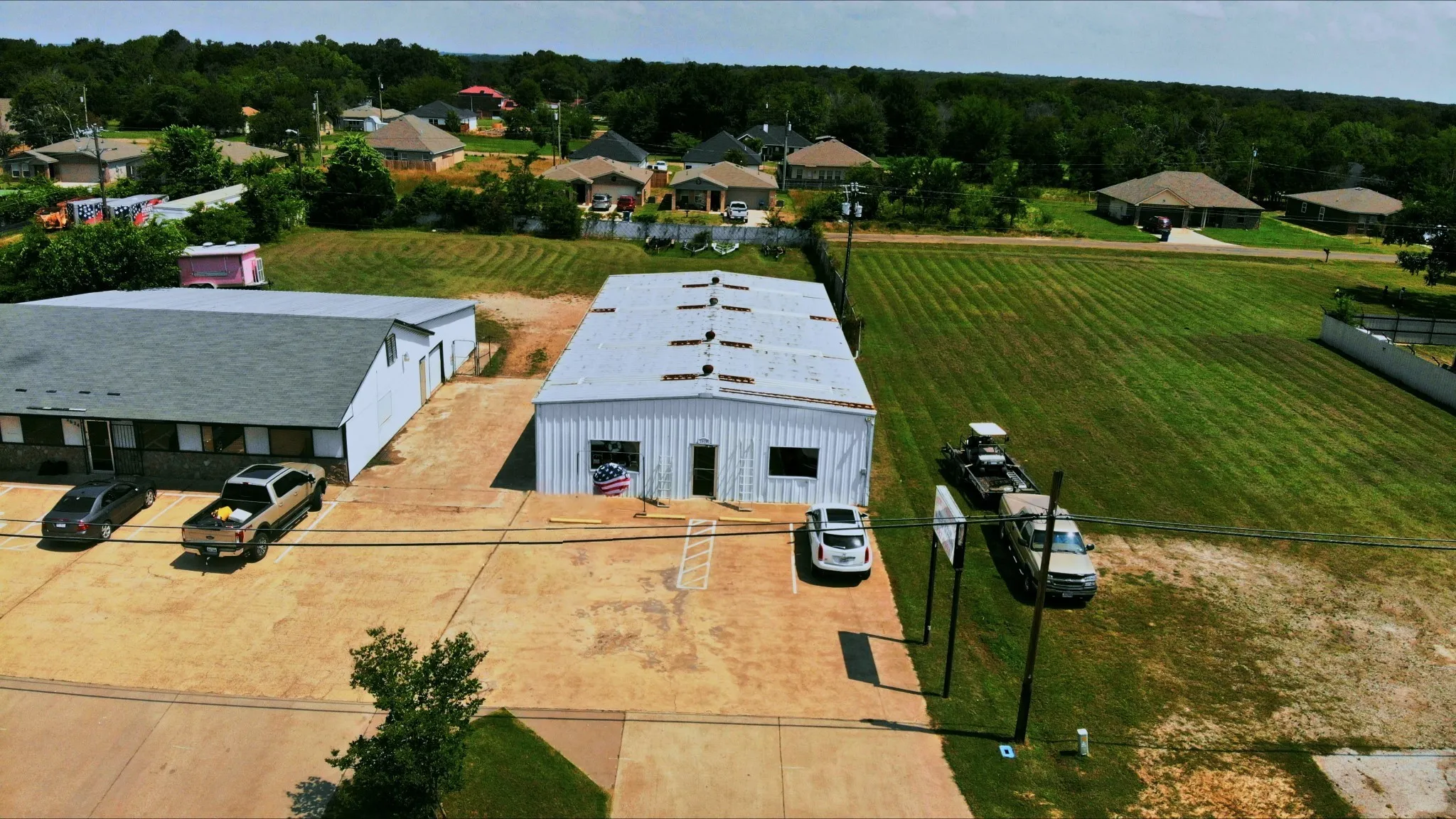 Retail For Sale in Henderson County , 2618 W Main Street, Gun Barrel City, Texas 75156, 0, 0, Garage spaces, 0 Sqft, built in 1980, Price $775,000, mls#21352249, Real Estate Agent in Gun Barrel City, Homes For Sale in Henderson county, Homes For Sale in Gun Barrel City, Realtor in Gun Barrel City Texas, Real Estate Brokerage Independent Realty Texas, Luminita Cordes Realtor