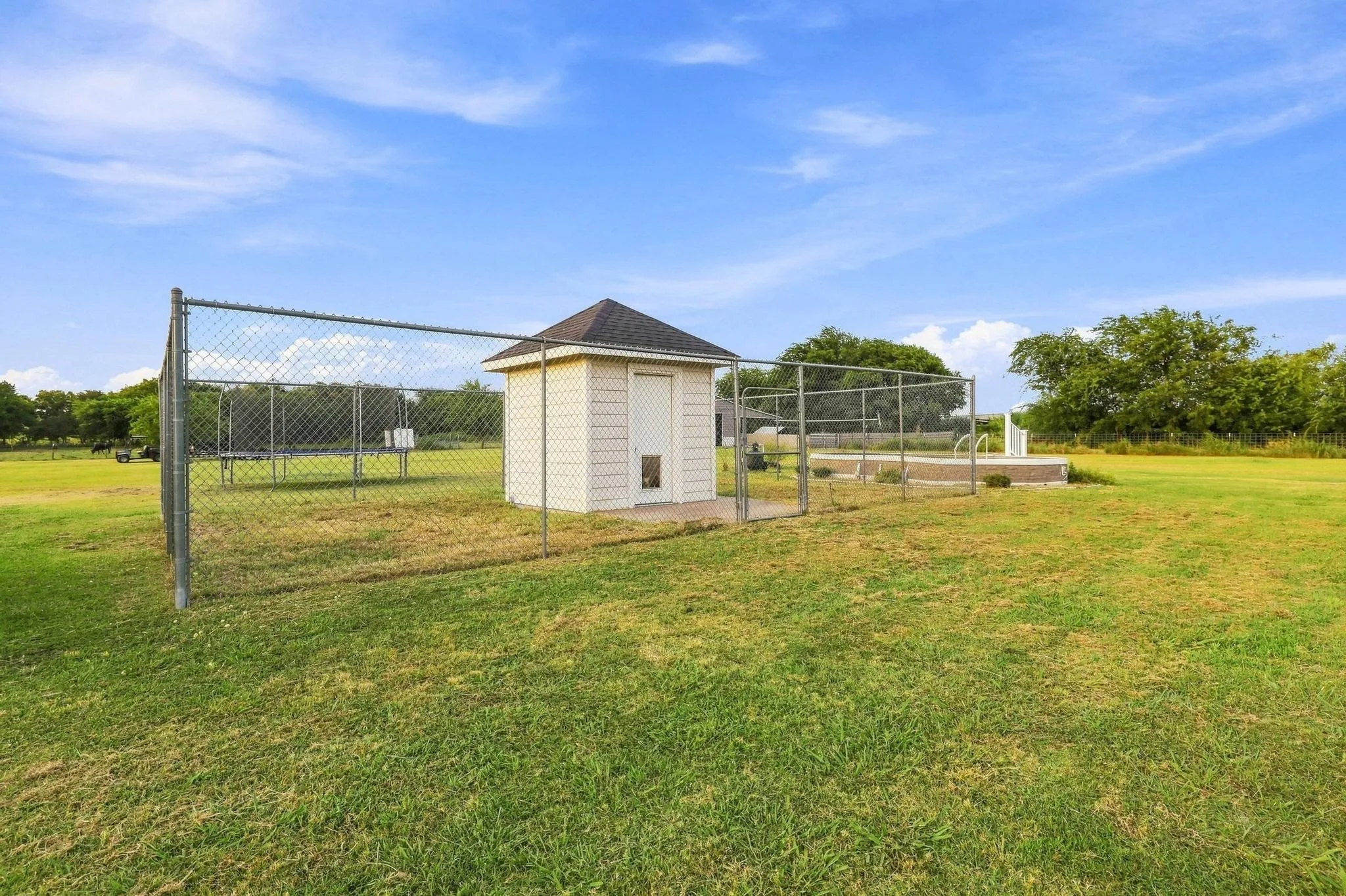 Single Family Residence For Sale in Collin County , 2455 County Road 700, Farmersville, Texas 75442, 6 Bedroom, 4 Bathroom, Garage spaces, 2,662 Sqft, built in 2010, mls#21348650, Real Estate Agent in Farmersville, Homes For Sale in Collin county, Homes For Sale in Farmersville, Realtor in Farmersville Texas, Real Estate Brokerage Independent Realty Texas, Luminita Cordes Realtor