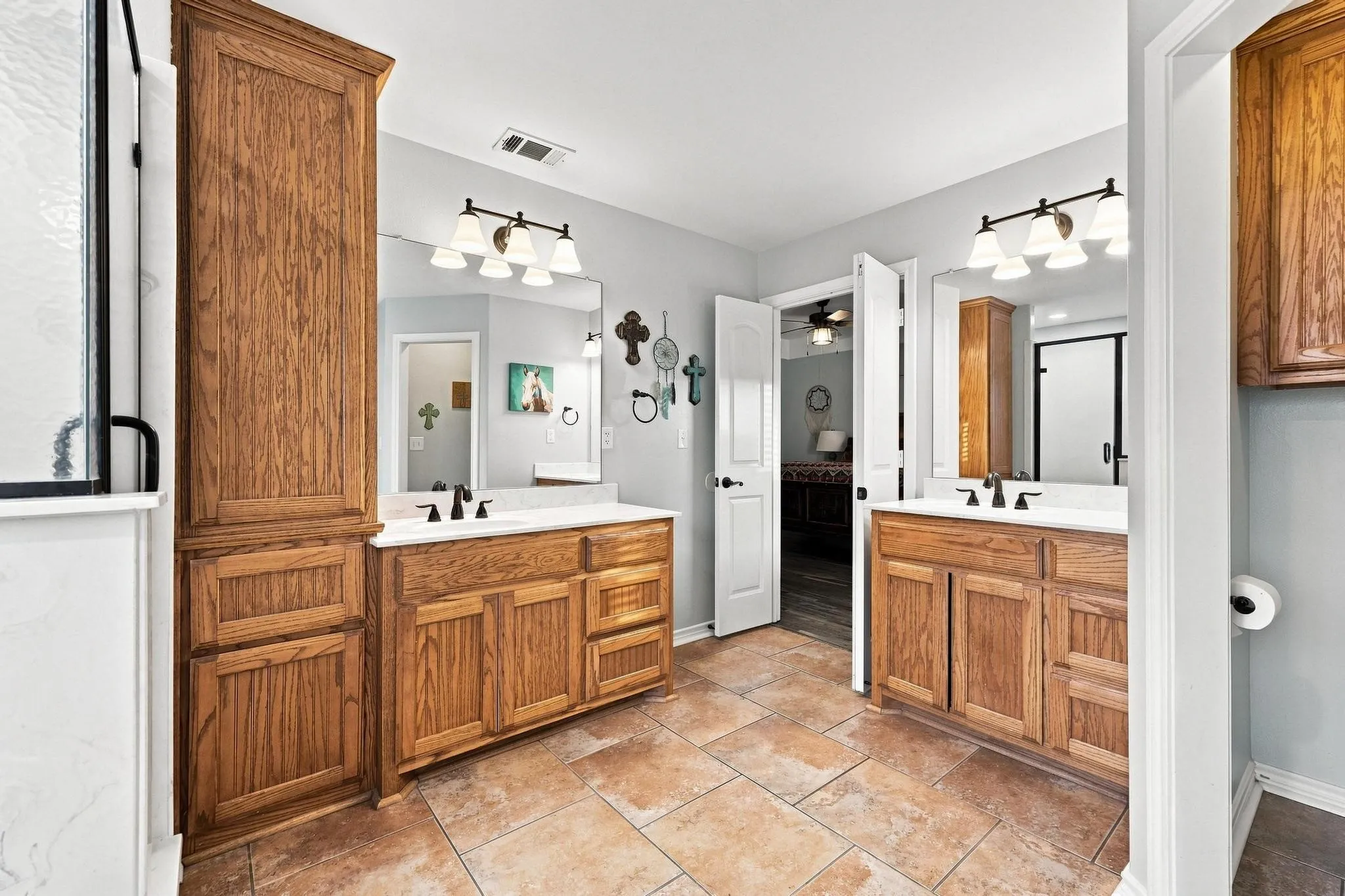 Single Family Residence For Sale in Collin County , 2455 County Road 700, Farmersville, Texas 75442, 6 Bedroom, 4 Bathroom, Garage spaces, 2,662 Sqft, built in 2010, mls#21348650, Real Estate Agent in Farmersville, Homes For Sale in Collin county, Homes For Sale in Farmersville, Realtor in Farmersville Texas, Real Estate Brokerage Independent Realty Texas, Luminita Cordes Realtor