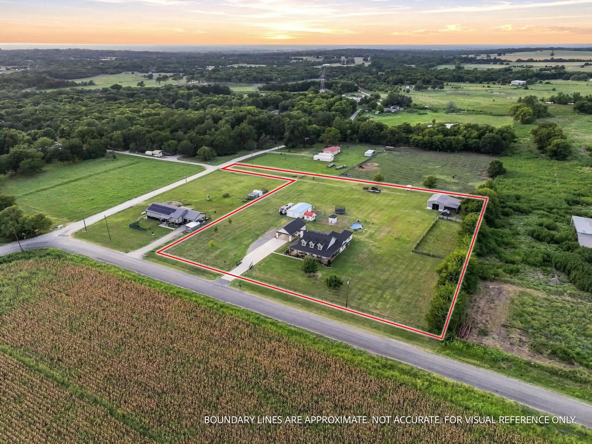 Single Family Residence For Sale in Collin County , 2455 County Road 700, Farmersville, Texas 75442, 6 Bedroom, 4 Bathroom, Garage spaces, 2,662 Sqft, built in 2010, mls#21348650, Real Estate Agent in Farmersville, Homes For Sale in Collin county, Homes For Sale in Farmersville, Realtor in Farmersville Texas, Real Estate Brokerage Independent Realty Texas, Luminita Cordes Realtor