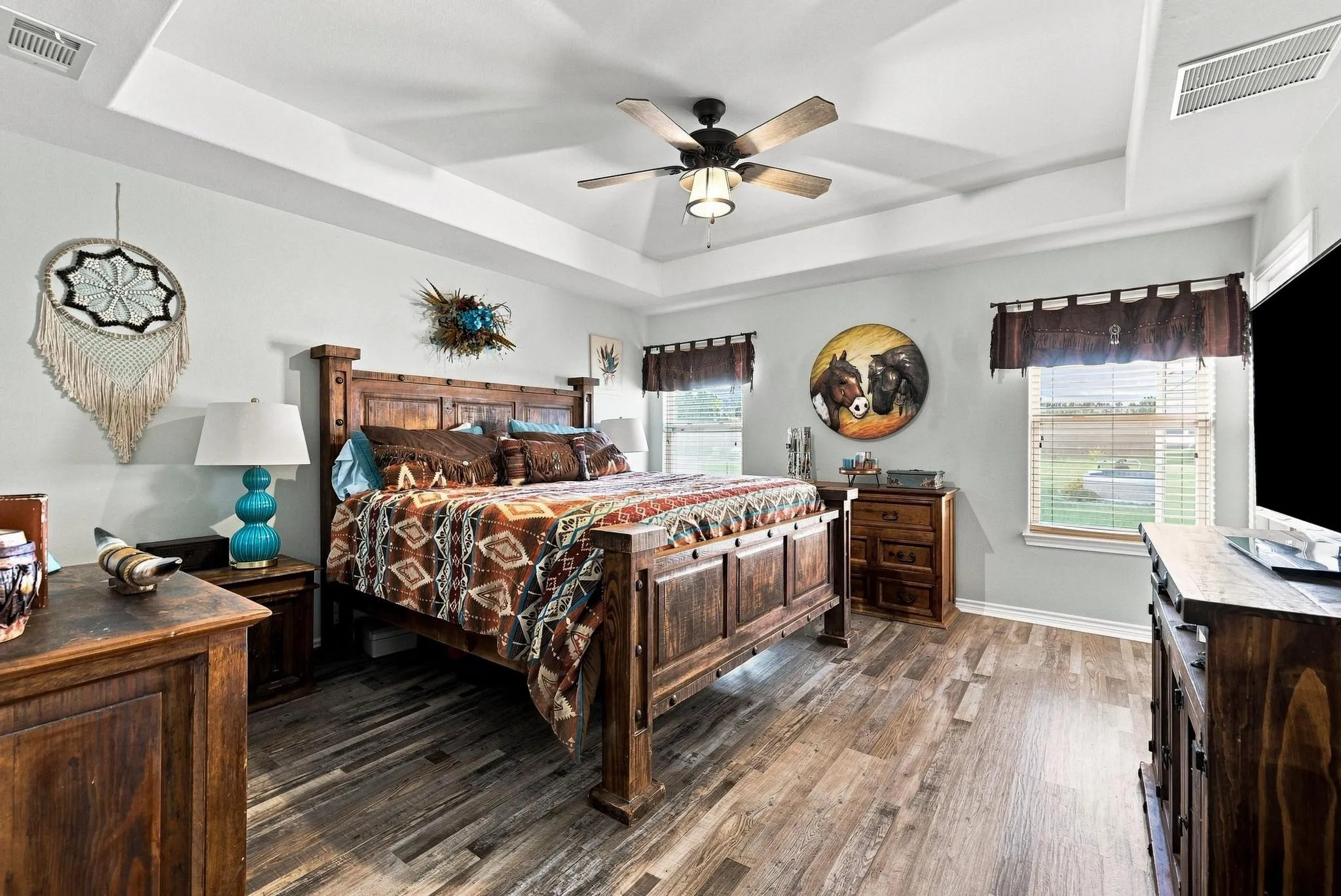 Single Family Residence For Sale in Collin County , 2455 County Road 700, Farmersville, Texas 75442, 6 Bedroom, 4 Bathroom, Garage spaces, 2,662 Sqft, built in 2010, mls#21348650, Real Estate Agent in Farmersville, Homes For Sale in Collin county, Homes For Sale in Farmersville, Realtor in Farmersville Texas, Real Estate Brokerage Independent Realty Texas, Luminita Cordes Realtor