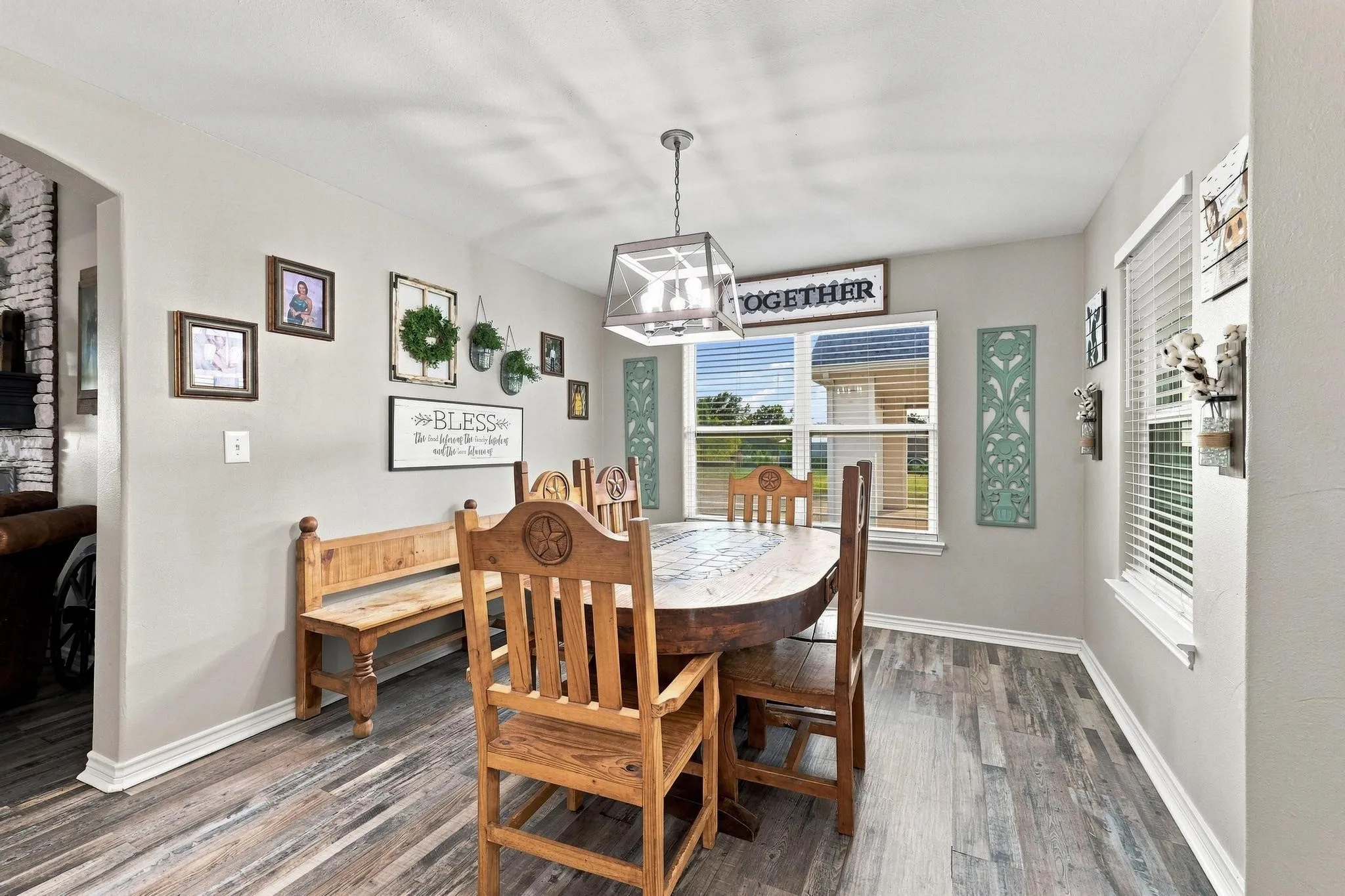 Single Family Residence For Sale in Collin County , 2455 County Road 700, Farmersville, Texas 75442, 6 Bedroom, 4 Bathroom, Garage spaces, 2,662 Sqft, built in 2010, mls#21348650, Real Estate Agent in Farmersville, Homes For Sale in Collin county, Homes For Sale in Farmersville, Realtor in Farmersville Texas, Real Estate Brokerage Independent Realty Texas, Luminita Cordes Realtor