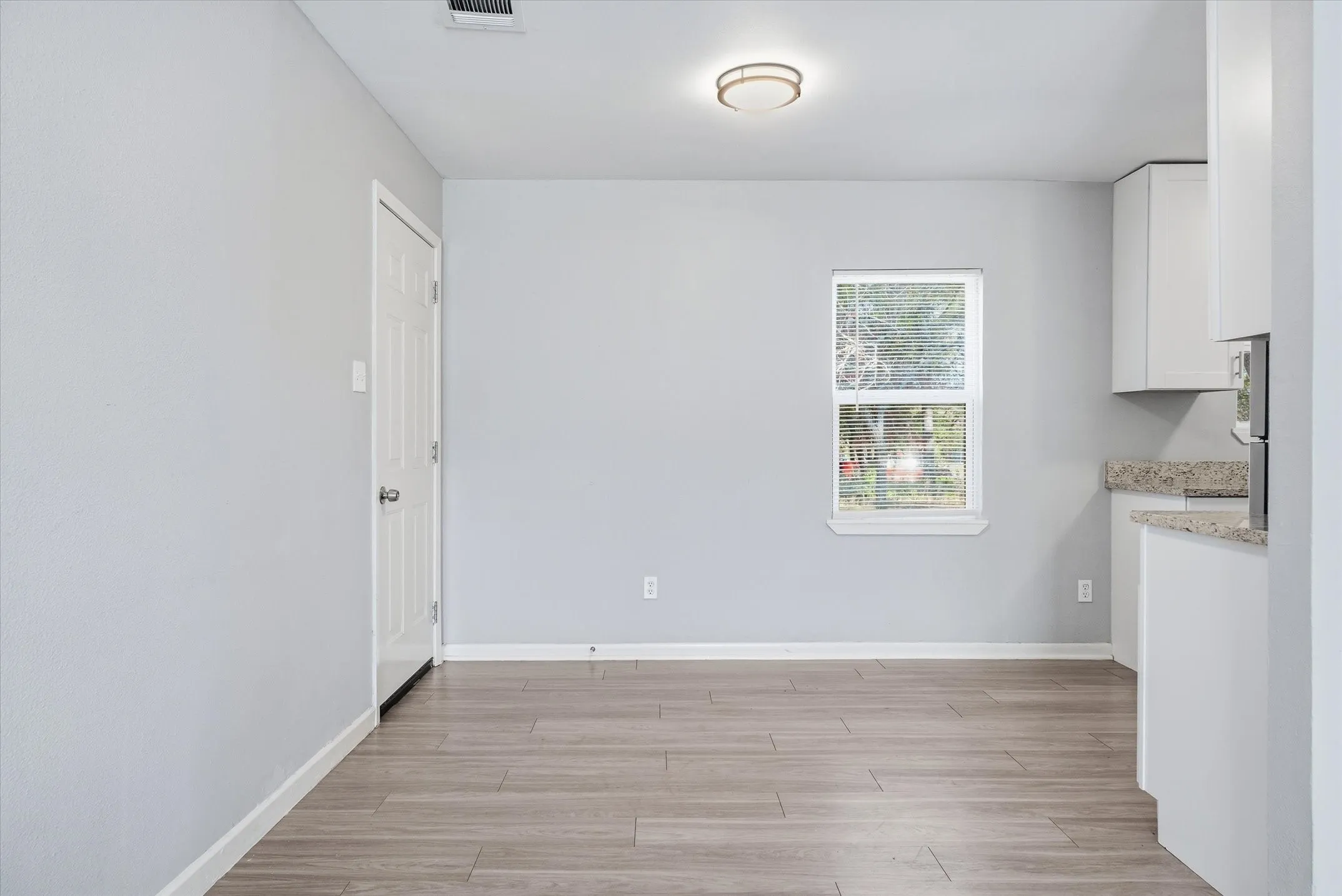Single Family Residence For Rent in Henderson County , 600 M L King Jr Boulevard, Athens, Texas 75751, 3 Bedrooms, 1 Bathroom, 2 Garage spaces, 1,225 Sqft, built in 1958, Price $1,500, mls#21352258, Real Estate Agent in Athens, Homes For Rent in Henderson county, Homes For Rent in Athens, Realtor in Athens Texas, Real Estate Brokerage Independent Realty Texas, Luminita Cordes Realtor