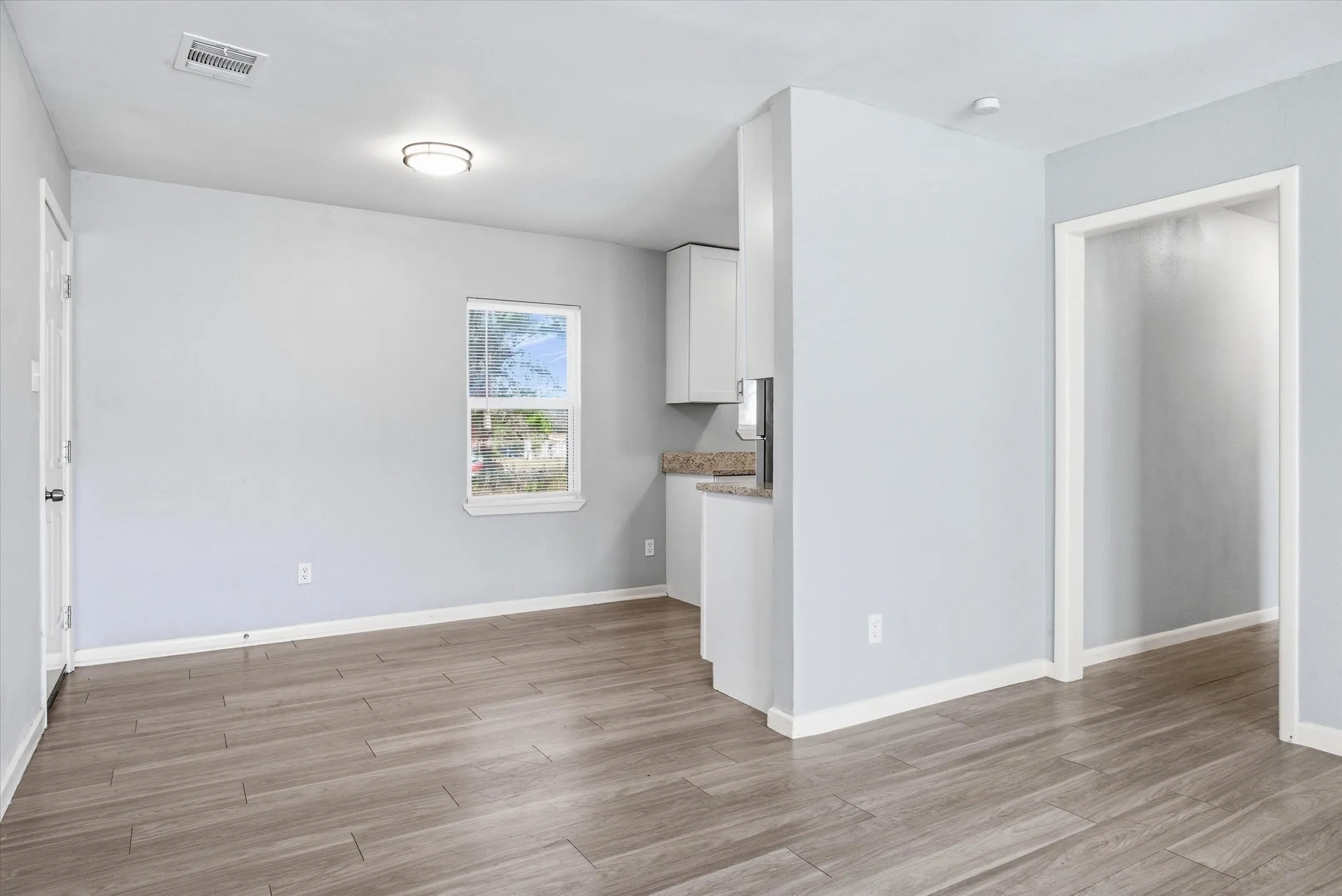 Single Family Residence For Rent in Henderson County , 600 M L King Jr Boulevard, Athens, Texas 75751, 3 Bedrooms, 1 Bathroom, 2 Garage spaces, 1,225 Sqft, built in 1958, Price $1,500, mls#21352258, Real Estate Agent in Athens, Homes For Rent in Henderson county, Homes For Rent in Athens, Realtor in Athens Texas, Real Estate Brokerage Independent Realty Texas, Luminita Cordes Realtor