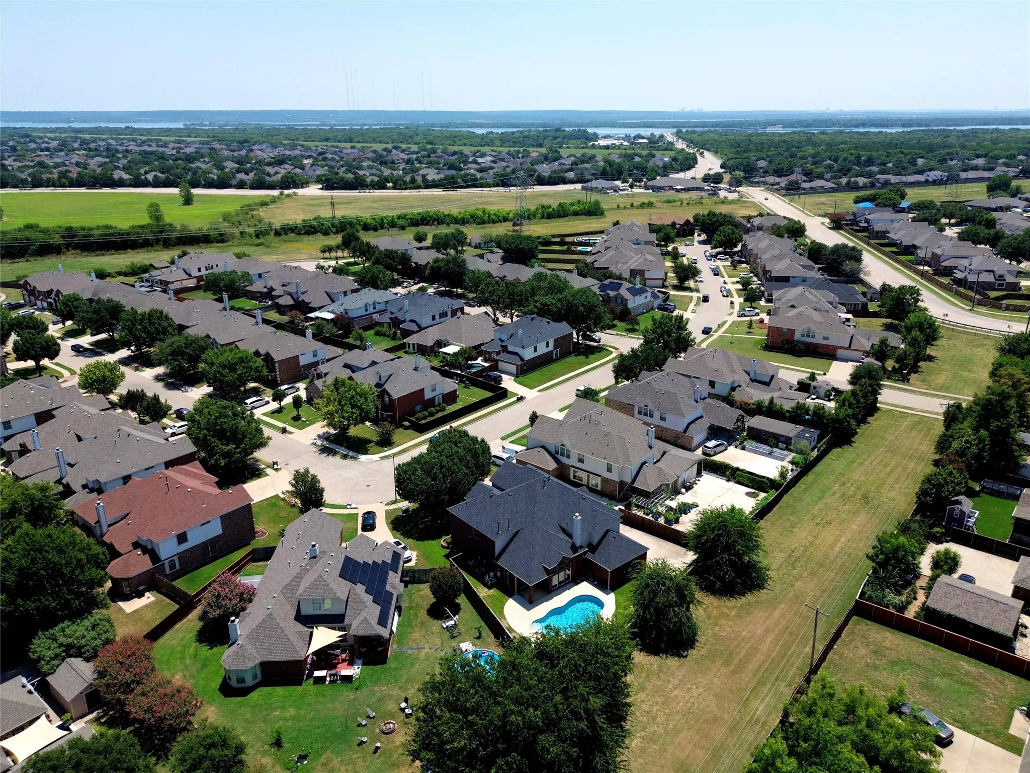 Single Family Residence For Sale in Tarrant County , 5231 Woodfield Drive, Grand Prairie, Texas 75052, 5 Bedroom, 4 Bathroom, 2 Garage spaces, 4,534 Sqft, built in 2006, mls#21336063, Real Estate Agent in Grand Prairie, Homes For Sale in Tarrant county, Homes For Sale in Grand Prairie, Realtor in Grand Prairie Texas, Real Estate Brokerage Independent Realty Texas, Luminita Cordes Realtor