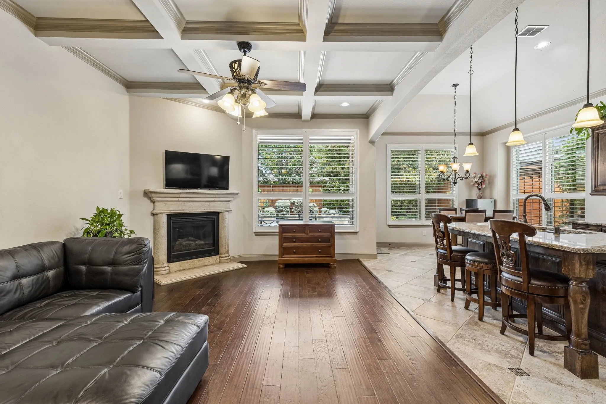 Single Family Residence For Sale in Collin County , 5600 Ridgepass Lane, Mc Kinney, Texas 75071, 4 Bedroom, 4 Bathroom, 3 Garage spaces, 3,324 Sqft, built in 2014, mls#21352009, Real Estate Agent in Mc Kinney, Homes For Sale in Collin county, Homes For Sale in Mc Kinney, Realtor in Mc Kinney Texas, Real Estate Brokerage Independent Realty Texas, Luminita Cordes Realtor