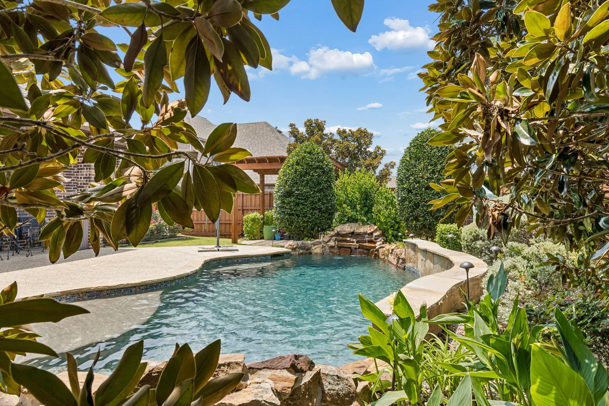 Single Family Residence For Sale in Collin County , 5600 Ridgepass Lane, Mc Kinney, Texas 75071, 4 Bedroom, 4 Bathroom, 3 Garage spaces, 3,324 Sqft, built in 2014, mls#21352009, Real Estate Agent in Mc Kinney, Homes For Sale in Collin county, Homes For Sale in Mc Kinney, Realtor in Mc Kinney Texas, Real Estate Brokerage Independent Realty Texas, Luminita Cordes Realtor