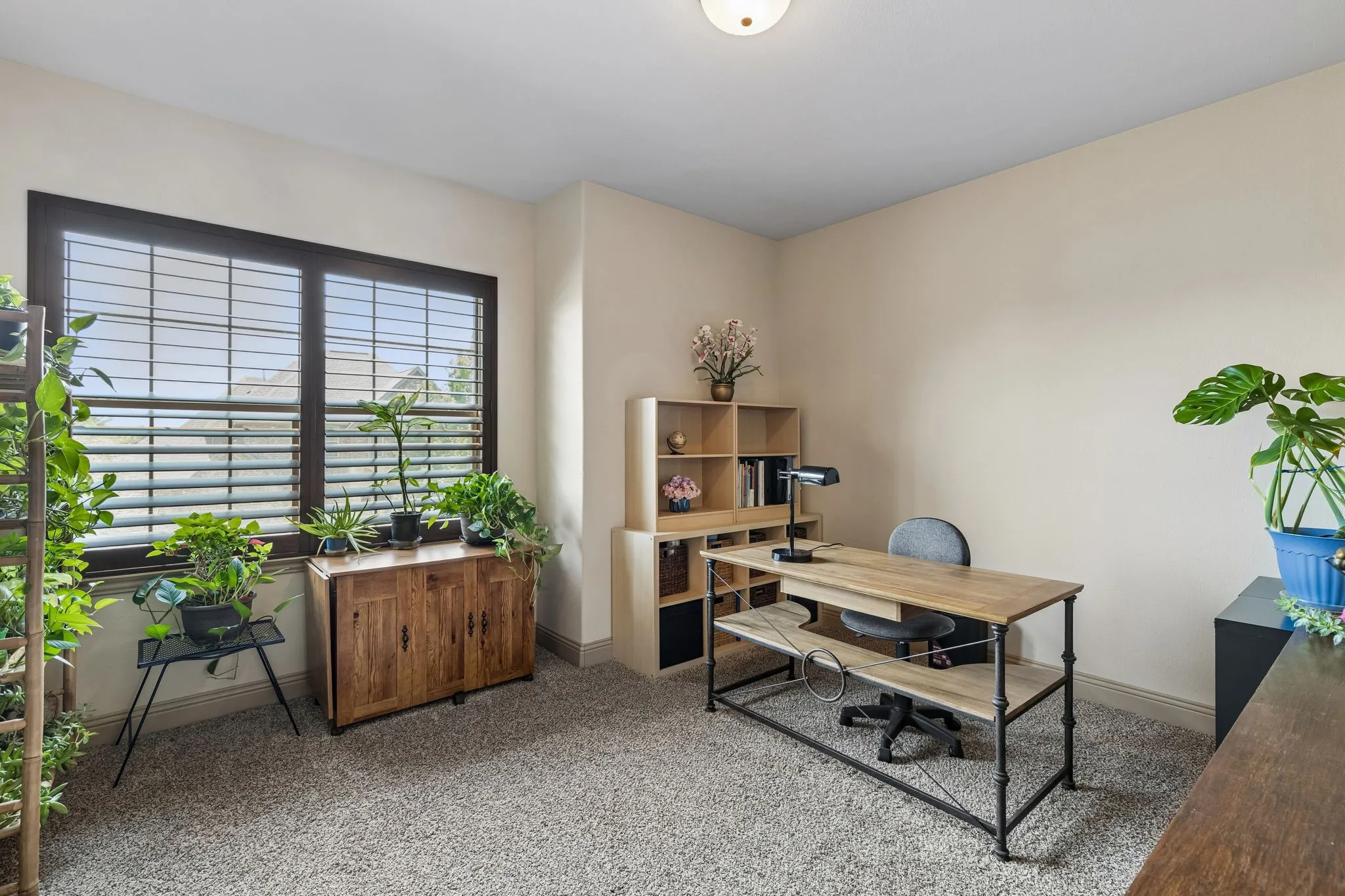 Single Family Residence For Sale in Collin County , 5600 Ridgepass Lane, Mc Kinney, Texas 75071, 4 Bedroom, 4 Bathroom, 3 Garage spaces, 3,324 Sqft, built in 2014, mls#21352009, Real Estate Agent in Mc Kinney, Homes For Sale in Collin county, Homes For Sale in Mc Kinney, Realtor in Mc Kinney Texas, Real Estate Brokerage Independent Realty Texas, Luminita Cordes Realtor