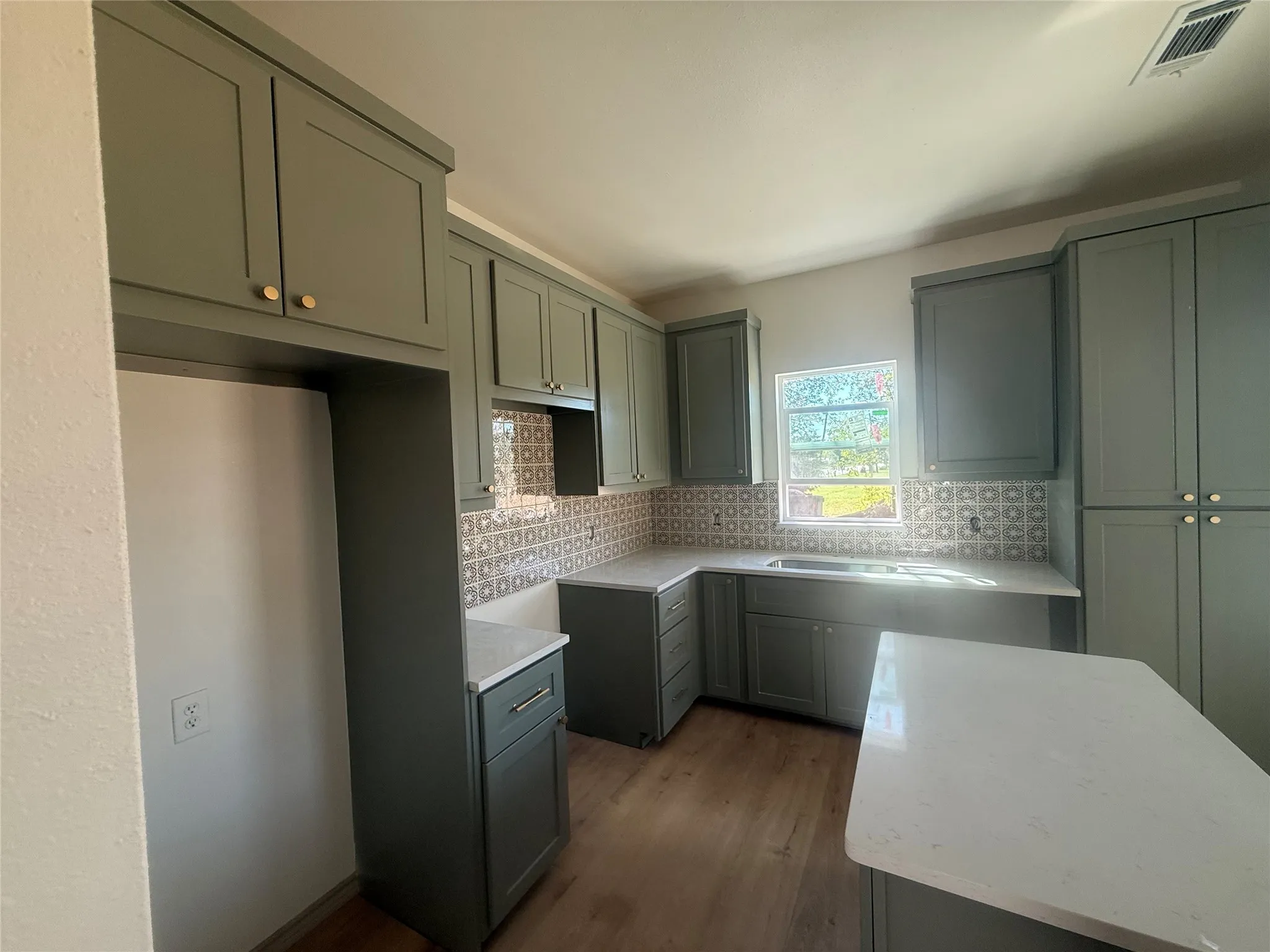 Single Family Residence For Sale in Montague County , 201 W Cherry Street, Nocona, Texas 76255, 3 Bedroom, 2 Bathroom, Garage spaces, 1,163 Sqft, built in 2026, mls#21351048, Real Estate Agent in Nocona, Homes For Sale in Montague county, Homes For Sale in Nocona, Realtor in Nocona Texas, Real Estate Brokerage Independent Realty Texas, Luminita Cordes Realtor