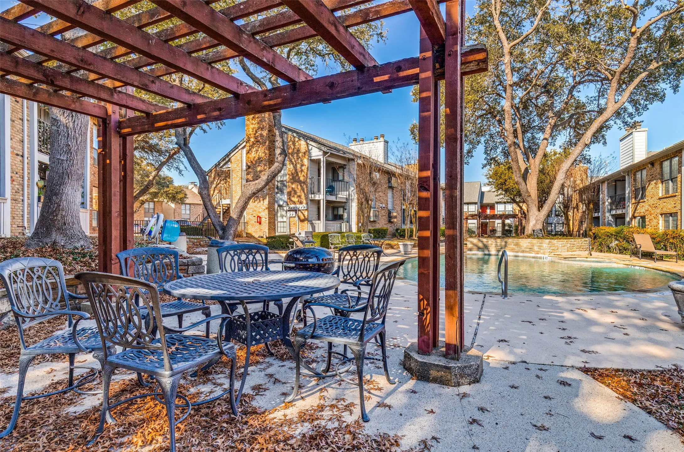 Condominium For Sale in Dallas County , 15151 Berry Trail 106, Dallas, Texas 75248, 1 Bedroom, 1 Bathroom, Garage spaces, 736 Sqft, built in 1980, mls#21352283, Real Estate Agent in Dallas, Homes For Sale in Dallas county, Homes For Sale in Dallas, Realtor in Dallas Texas, Real Estate Brokerage Independent Realty Texas, Luminita Cordes Realtor