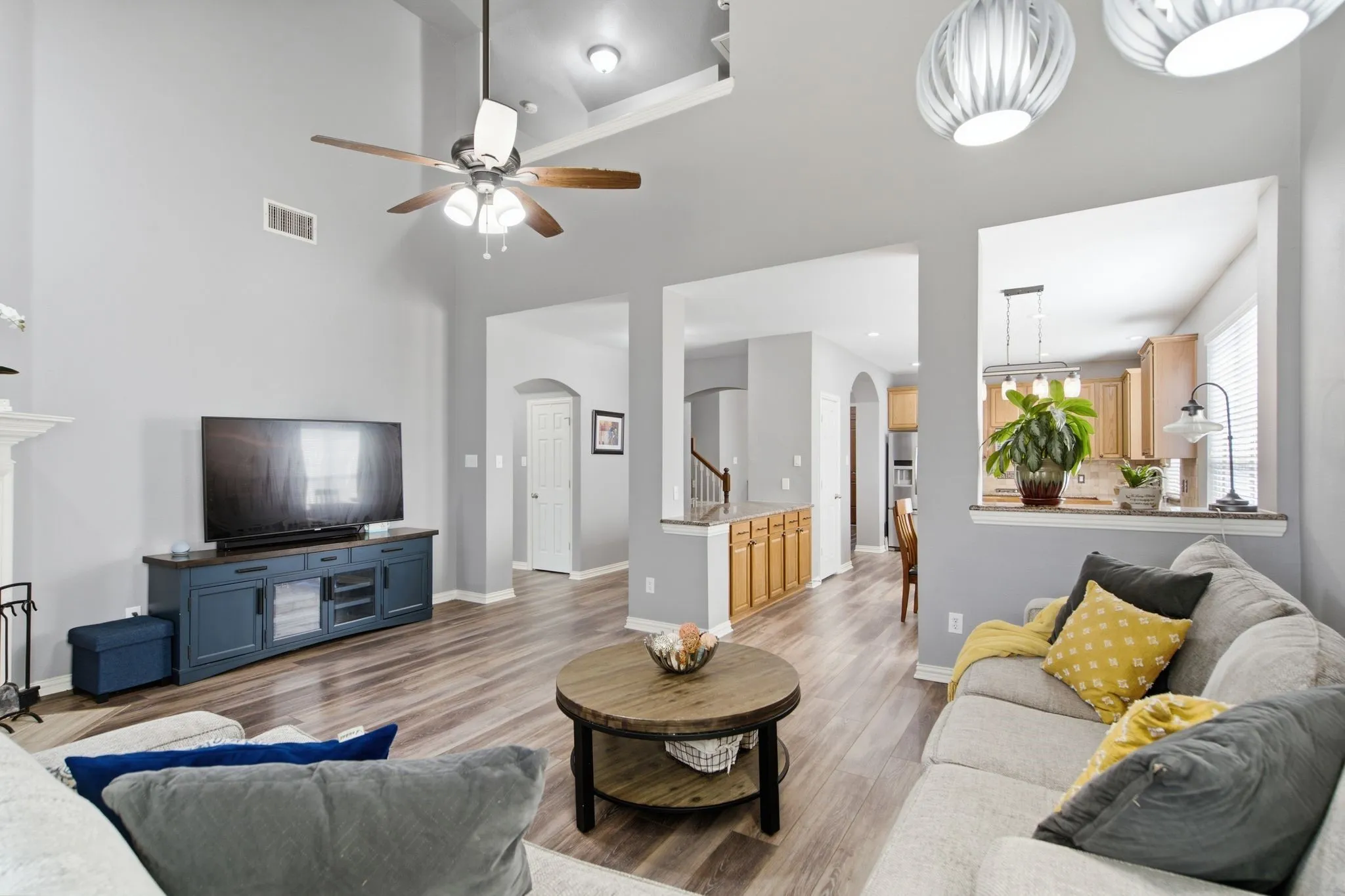 Single Family Residence For Sale in Denton County , 2444 Greenbrook Drive, Little Elm, Texas 75068, 4 Bedroom, 3 Bathroom, 2 Garage spaces, 2,631 Sqft, built in 2006, mls#21350783, Real Estate Agent in Little Elm, Homes For Sale in Denton county, Homes For Sale in Little Elm, Realtor in Little Elm Texas, Real Estate Brokerage Independent Realty Texas, Luminita Cordes Realtor