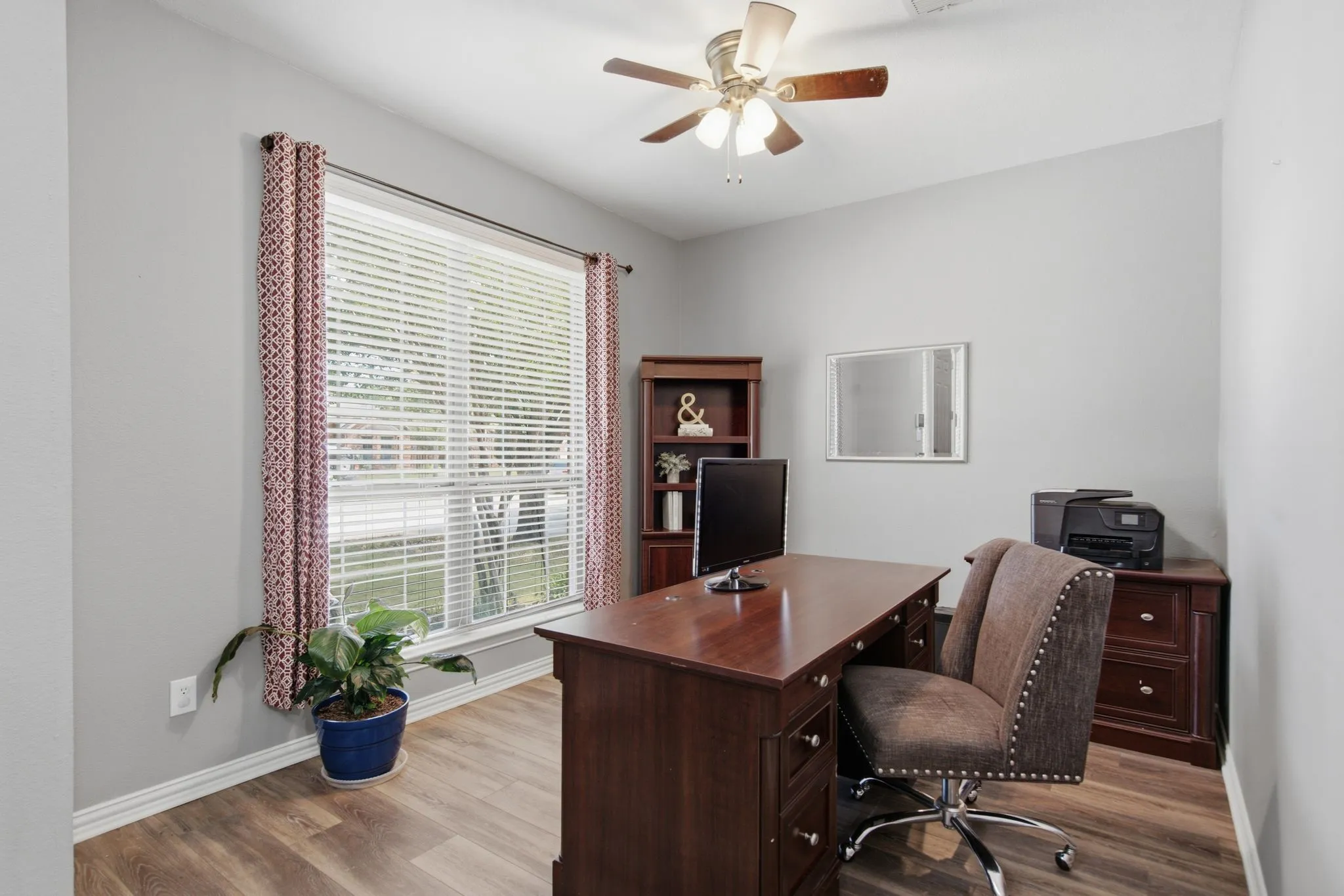 Single Family Residence For Sale in Denton County , 2444 Greenbrook Drive, Little Elm, Texas 75068, 4 Bedroom, 3 Bathroom, 2 Garage spaces, 2,631 Sqft, built in 2006, mls#21350783, Real Estate Agent in Little Elm, Homes For Sale in Denton county, Homes For Sale in Little Elm, Realtor in Little Elm Texas, Real Estate Brokerage Independent Realty Texas, Luminita Cordes Realtor