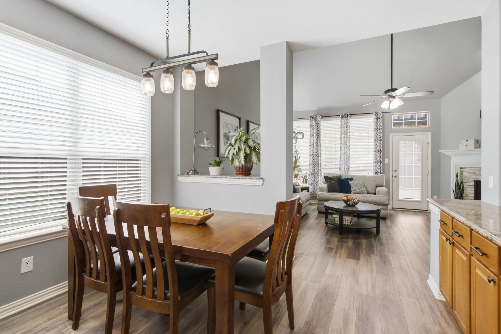 Single Family Residence For Sale in Denton County , 2444 Greenbrook Drive, Little Elm, Texas 75068, 4 Bedroom, 3 Bathroom, 2 Garage spaces, 2,631 Sqft, built in 2006, mls#21350783, Real Estate Agent in Little Elm, Homes For Sale in Denton county, Homes For Sale in Little Elm, Realtor in Little Elm Texas, Real Estate Brokerage Independent Realty Texas, Luminita Cordes Realtor