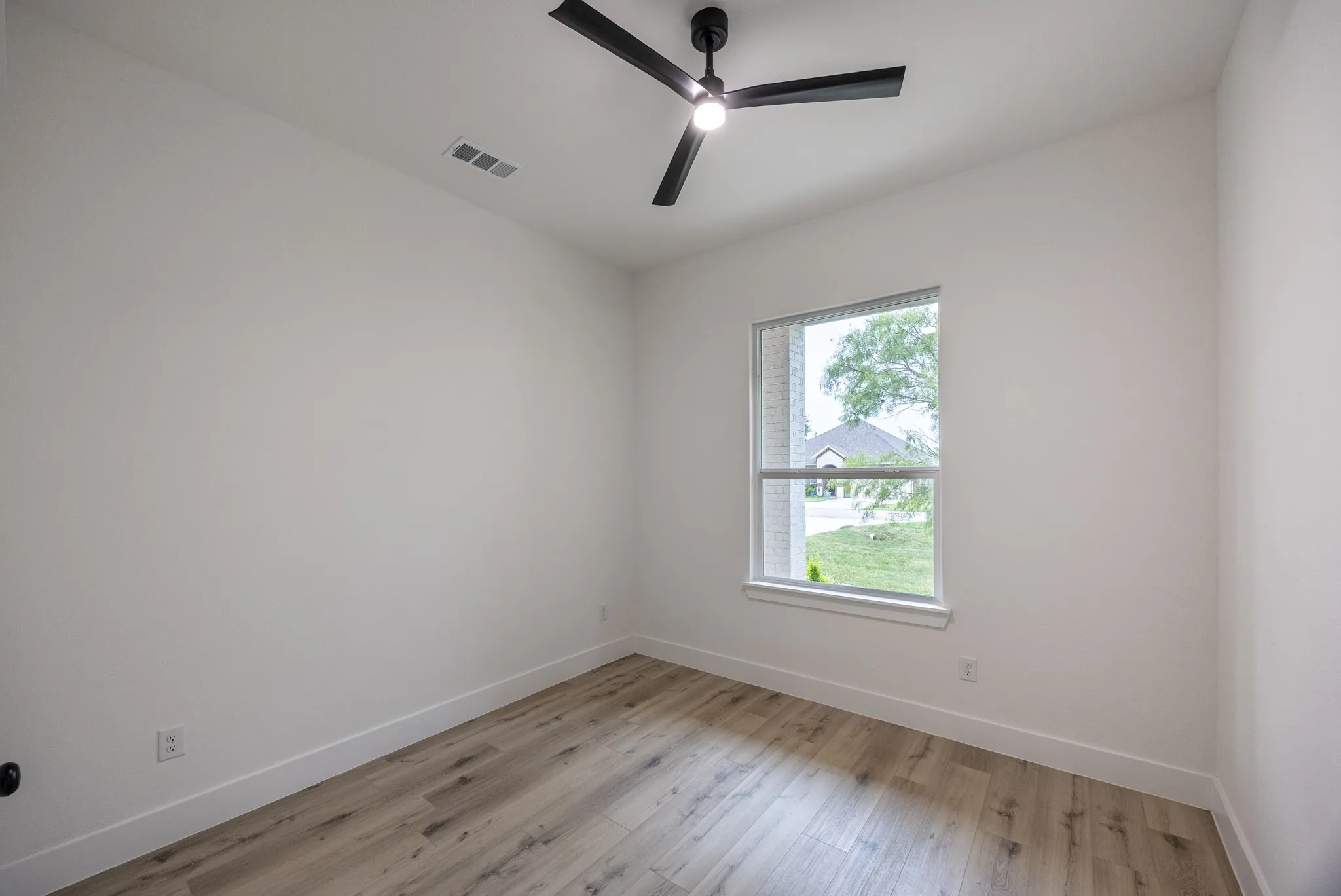 Single Family Residence For Sale in Tarrant County , 12625 Kollmeyer Way, Fort Worth, Texas 76126, 4 Bedroom, 3 Bathroom, 2 Garage spaces, 2,731 Sqft, built in 2025, mls#21352203, Real Estate Agent in Fort Worth, Homes For Sale in Tarrant county, Homes For Sale in Fort Worth, Realtor in Fort Worth Texas, Real Estate Brokerage Independent Realty Texas, Luminita Cordes Realtor
