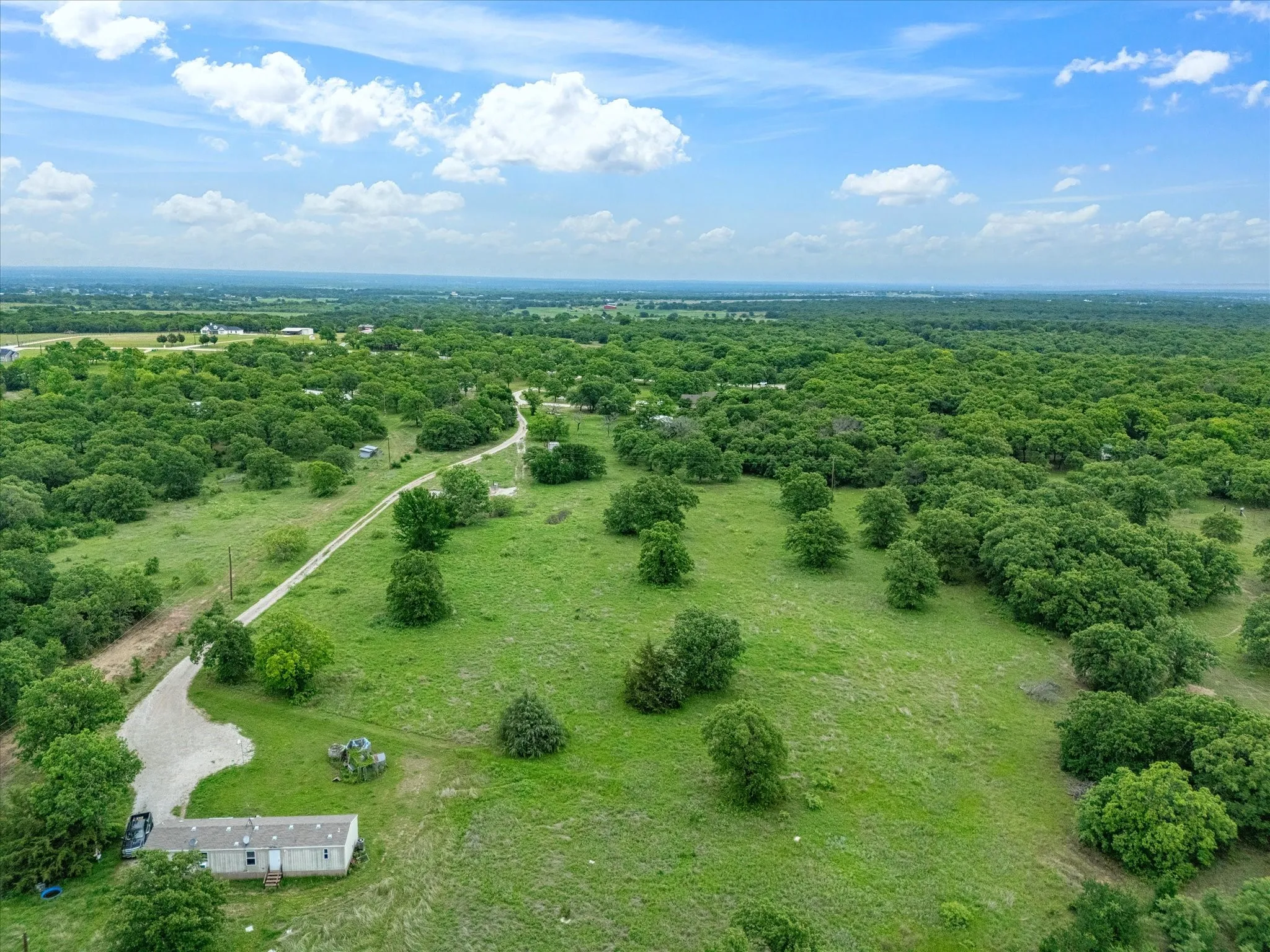 Single Family Residence For Sale in Wise County , 426 County Road 3435, Paradise, Texas 76073, 4 Bedroom, 3 Bathroom, 2 Garage spaces, 2,018 Sqft, built in 2005, Price $759,999, mls#21352275, Real Estate Agent in Paradise, Homes For Sale in Wise county, Homes For Sale in Paradise, Realtor in Paradise Texas, Real Estate Brokerage Independent Realty Texas, Luminita Cordes Realtor